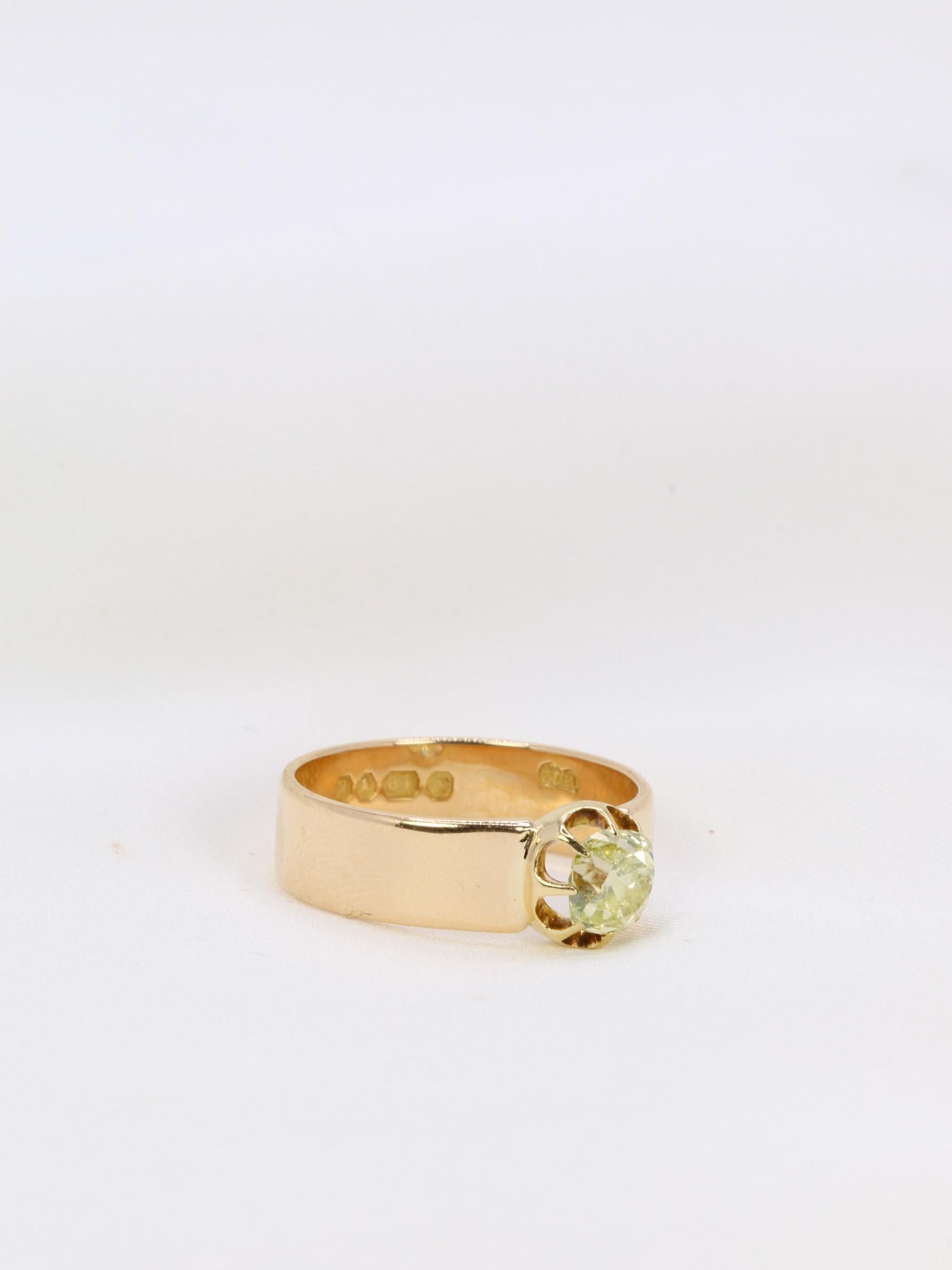Edwardian Antique gold ring set with a Fancy Yellow 1.1 ct cushion-cut diamond For Sale
