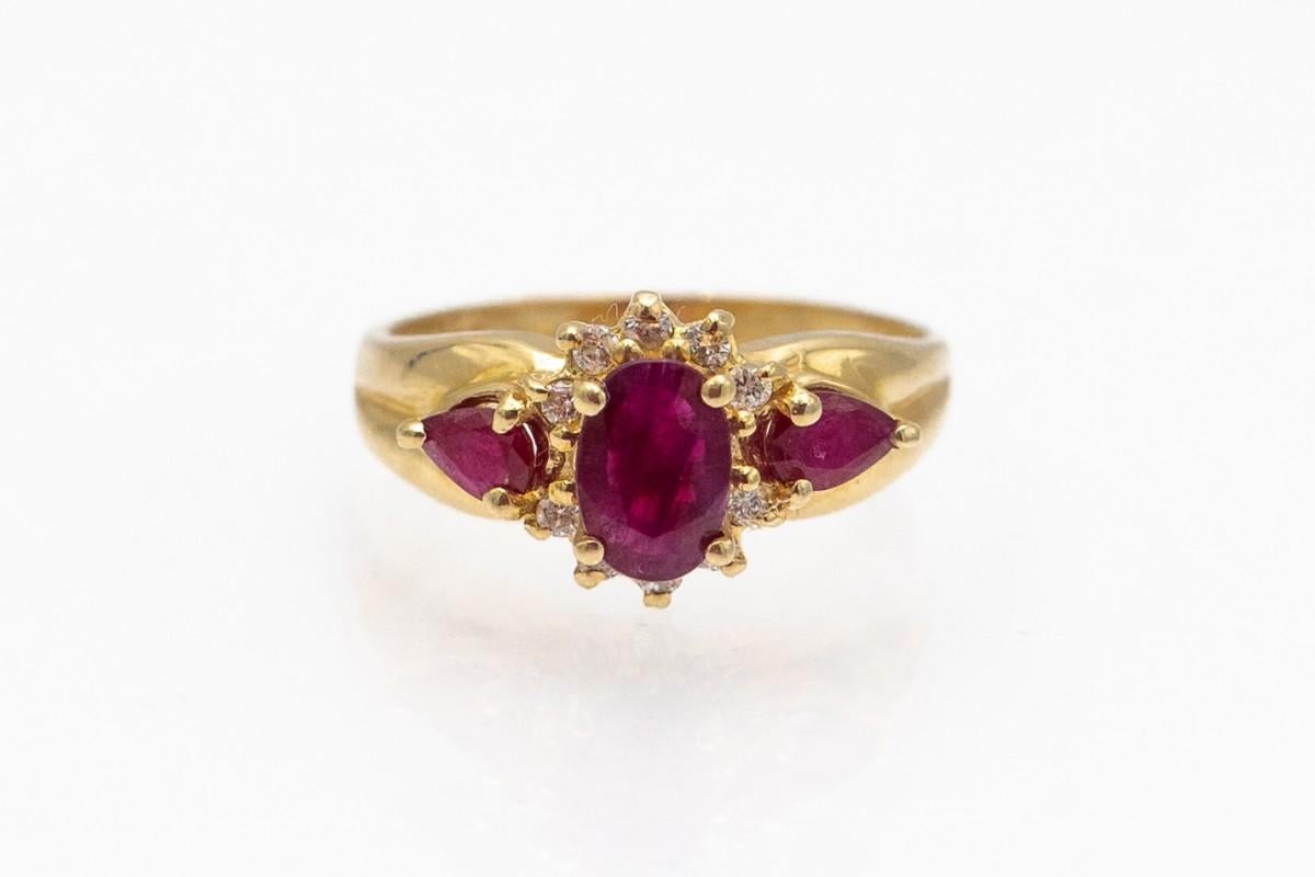 Antique gold ring with rubies and diamonds, Scandinavia, mid-20th century. 3