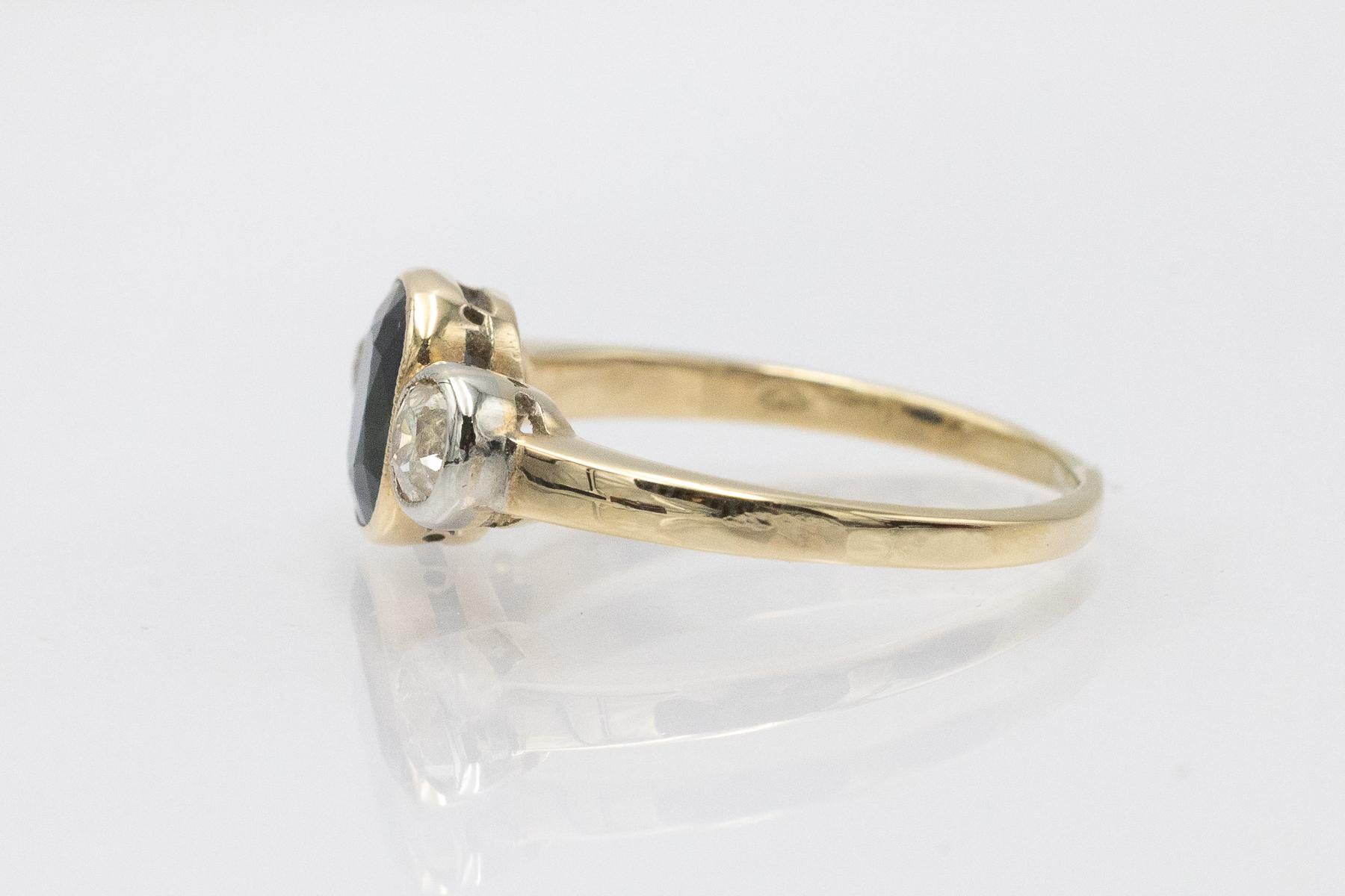 Antique gold ring with sapphire and diamonds, Austria, circa 1930s. For Sale 1