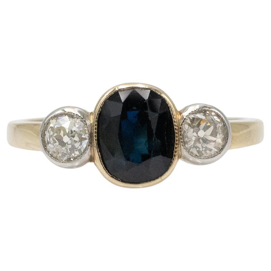 Antique gold ring with sapphire and diamonds, Austria, circa 1930s. For Sale