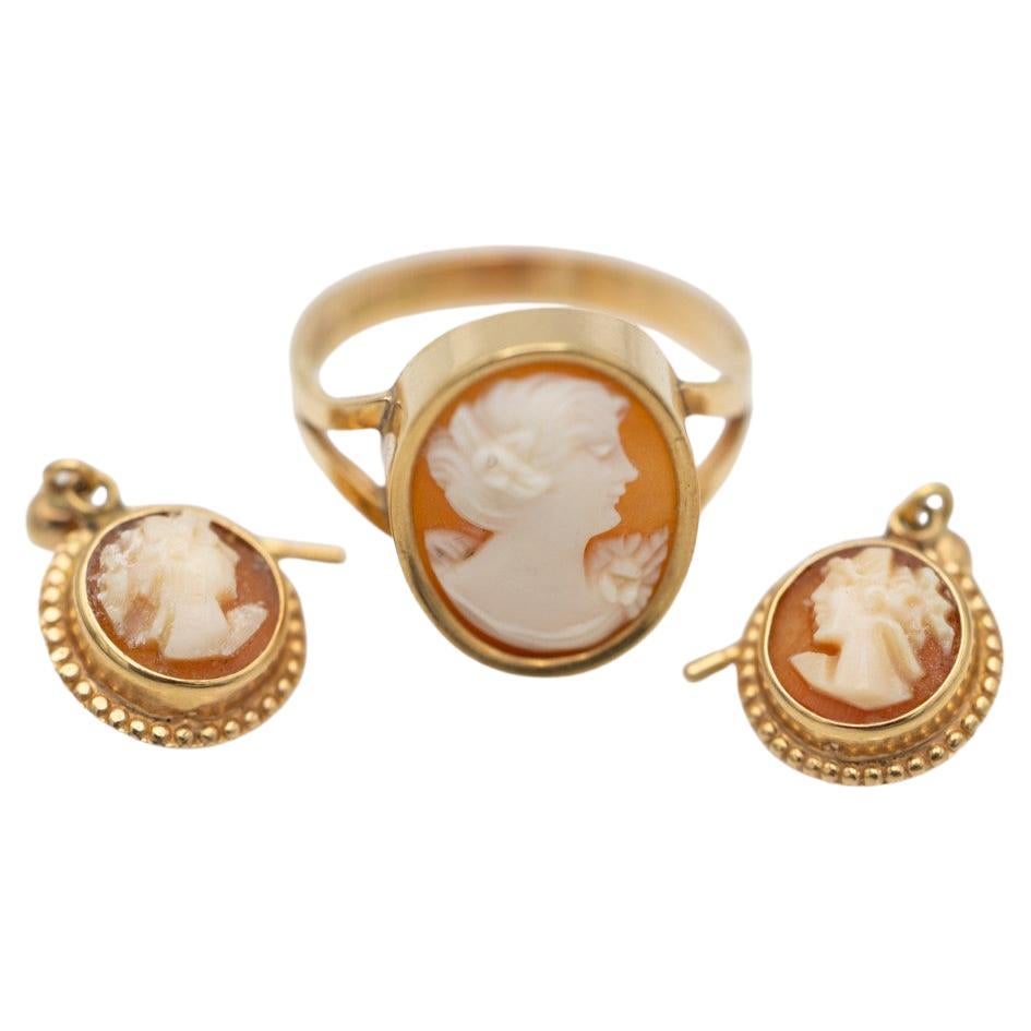 Antique gold set, ring and earrings with cameo, Sweden. For Sale