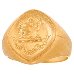 Bague signet ancienne en or représentant un écureuil