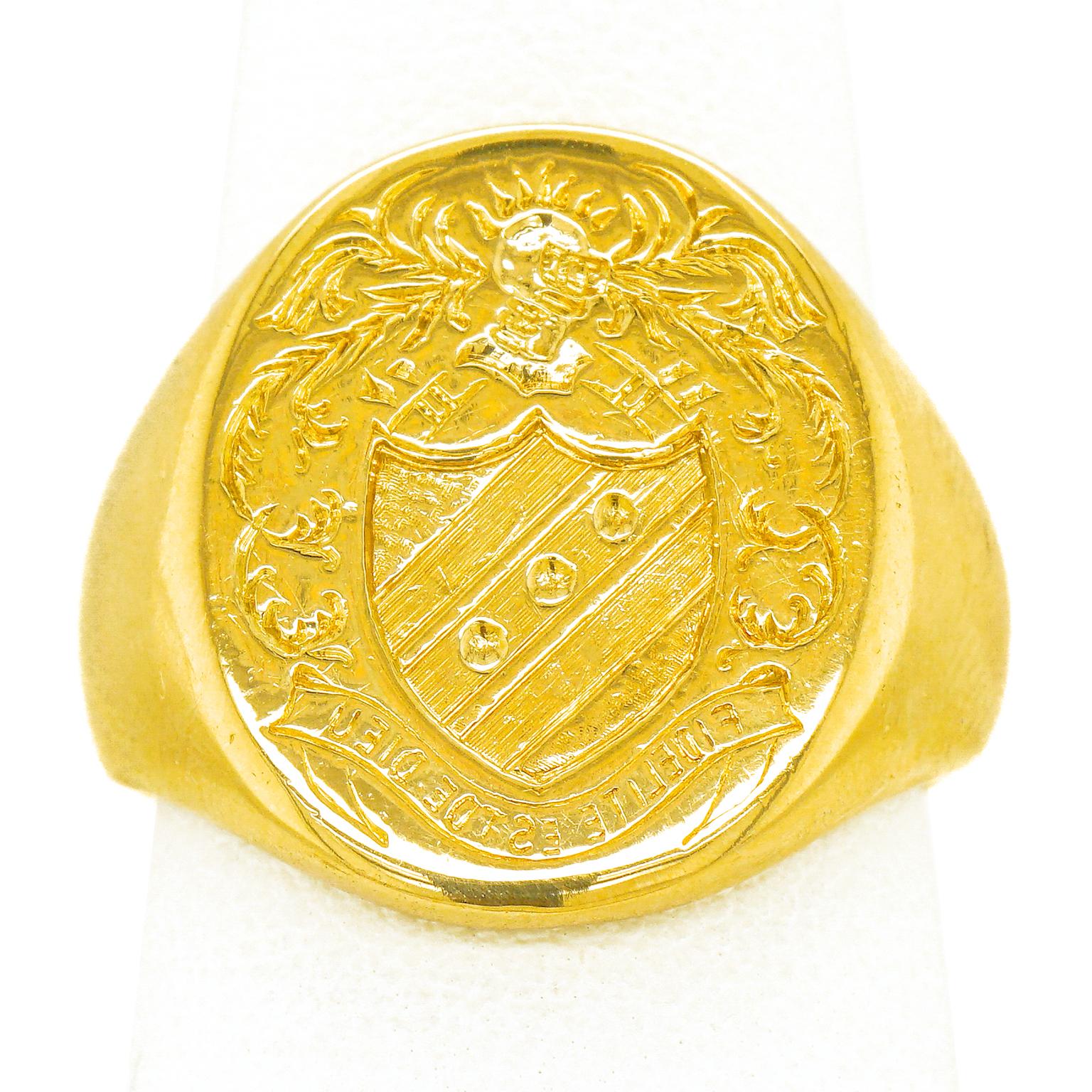 Antique Gold Signet Ring 6