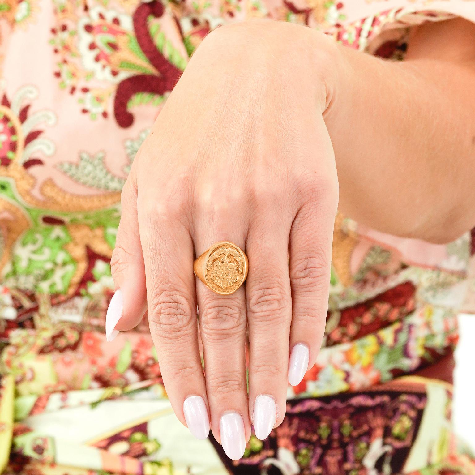 Women's or Men's Antique Gold Signet Ring