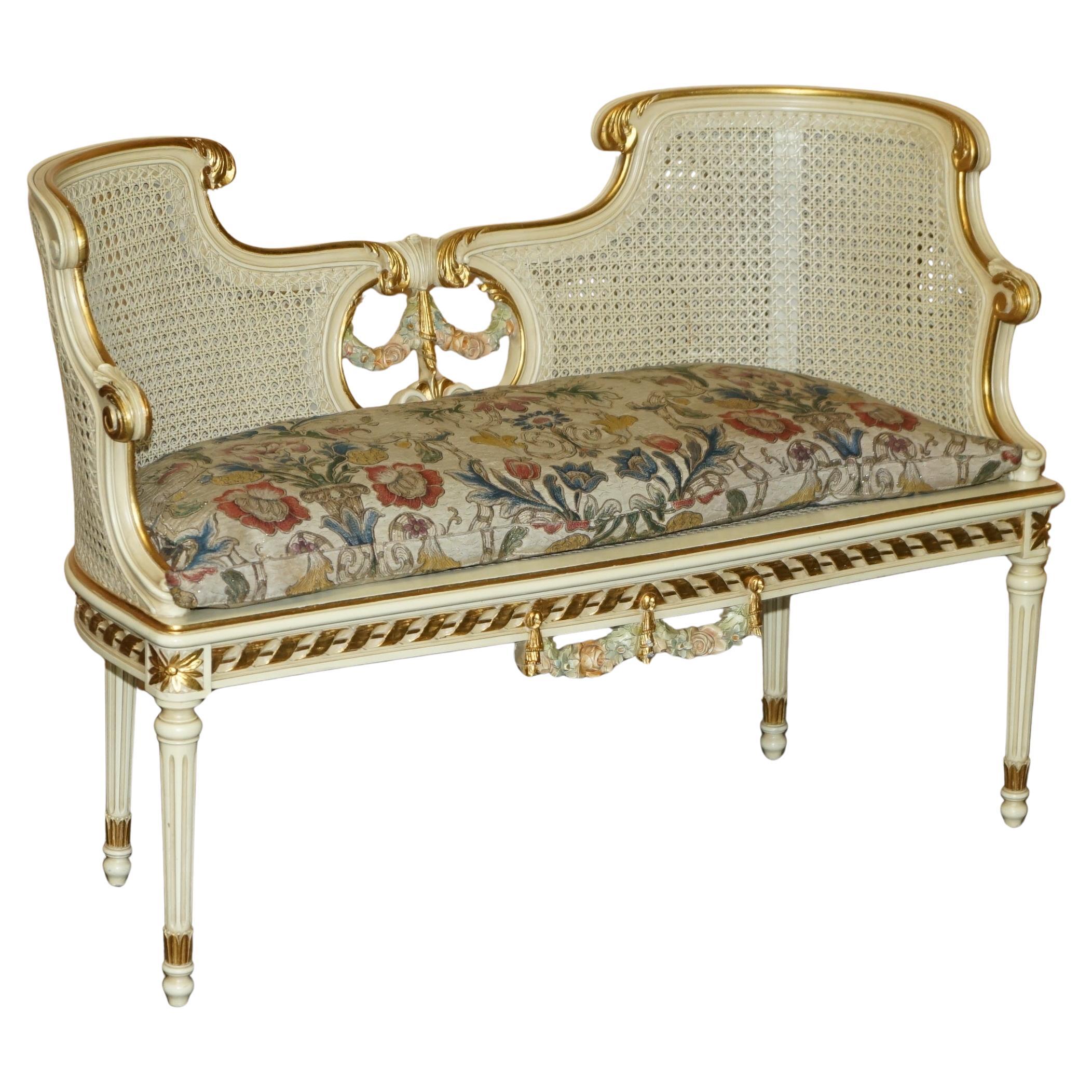 ANTIQUE GOLD & SILVER LEAF EMBROIDERED FRENCH LOUIS BERGERE WiNDOW SEAT BENCH For Sale