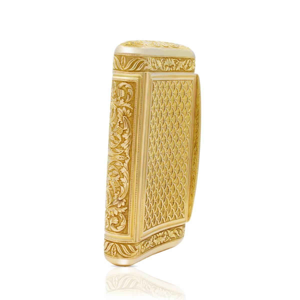 Antique Gold Snuff box by Adrien-Maximilien Vachette, Paris, 1819-1838 In Excellent Condition In New York, NY