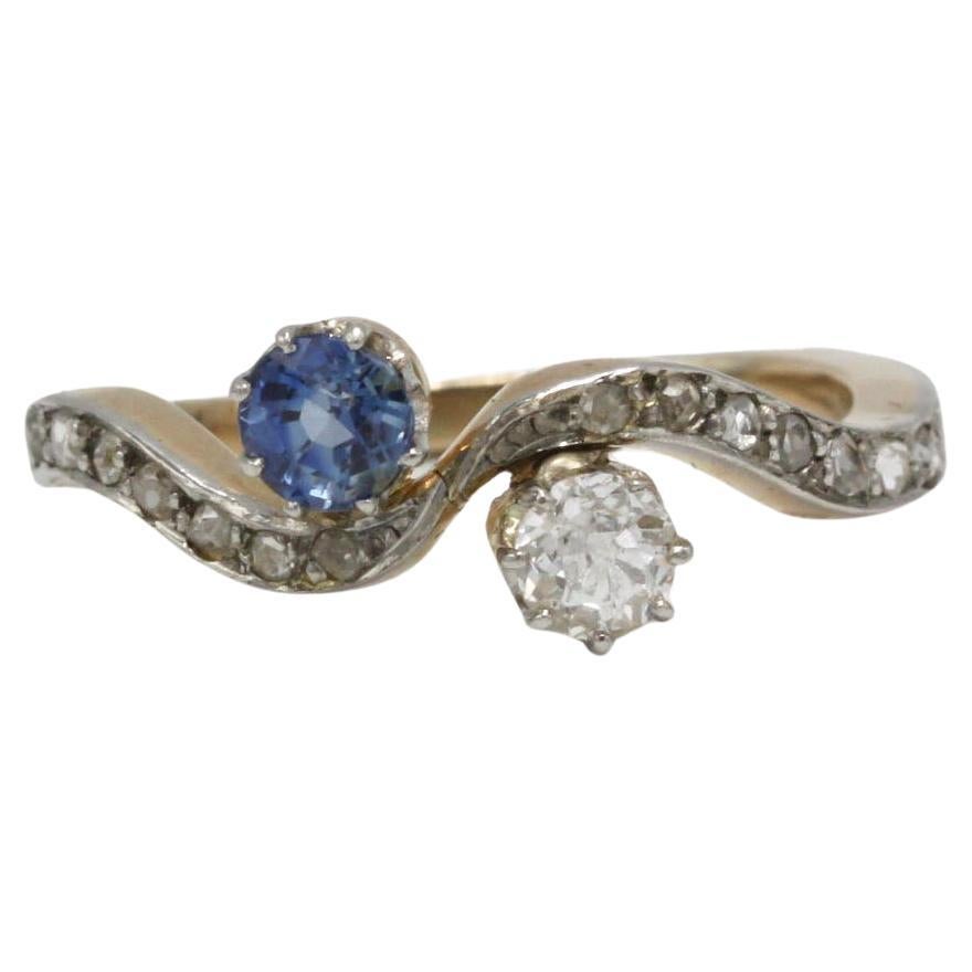 Antique Gold Toi et Moi Ring with Diamond and Sapphire For Sale