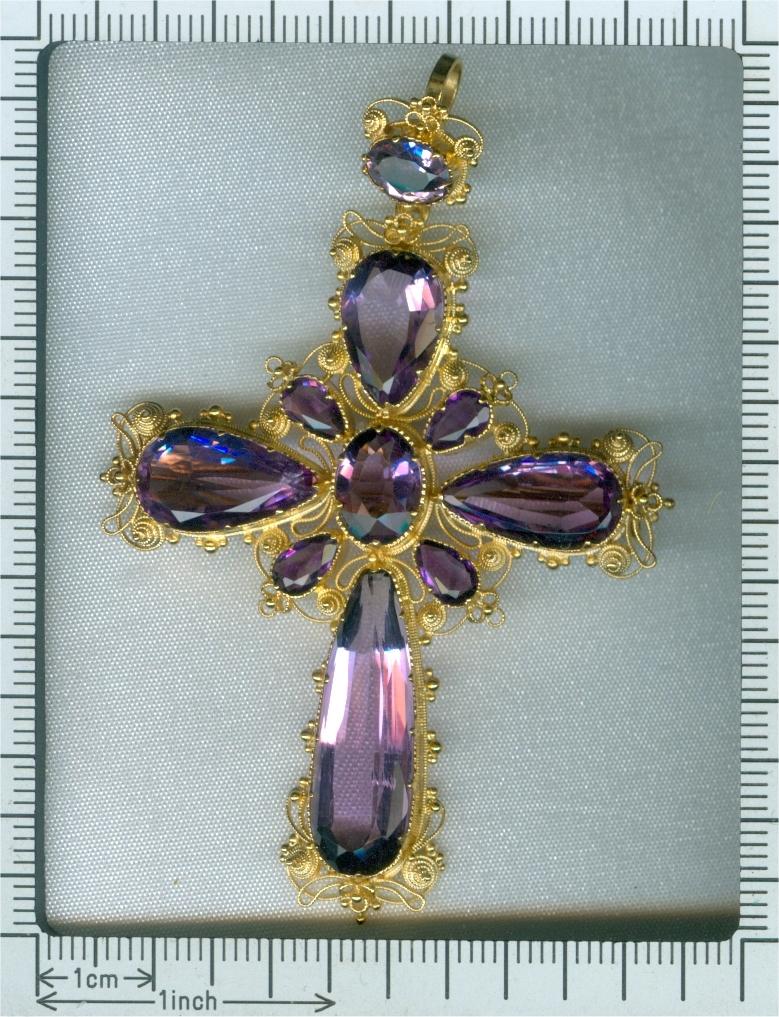 Antique Gold Victorian Filigree Cross Ten Beautiful Amethysts Brooch/Pendant For Sale 5