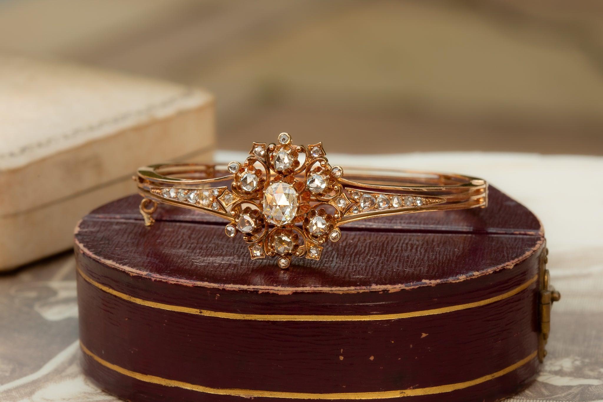 Antique Gold Victorian Rose Cut Diamond Bangle 14K Diamond Cluster Bracelet In Good Condition For Sale In London, GB