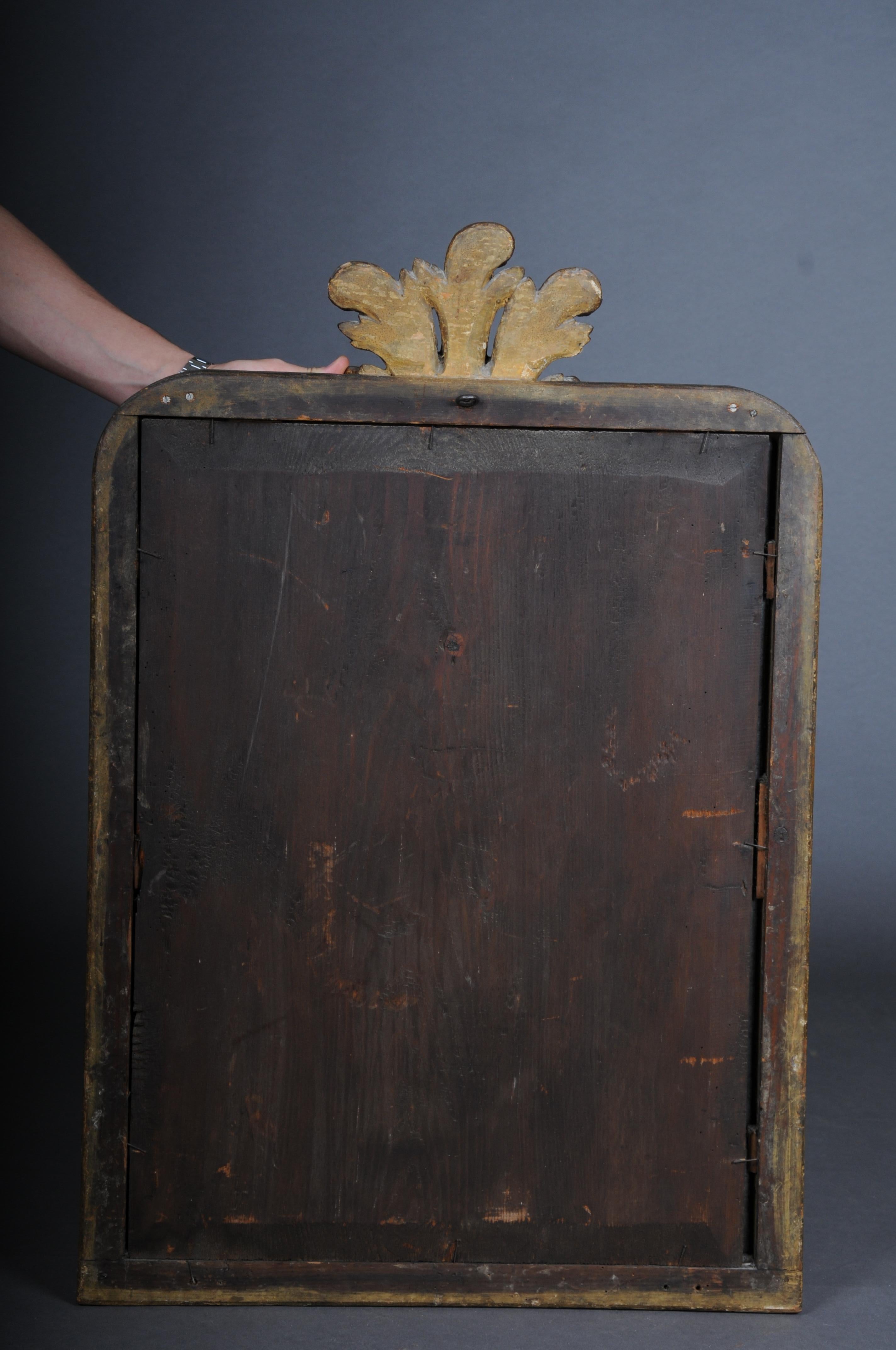 Antique gold wall mirror from 1780 For Sale 5