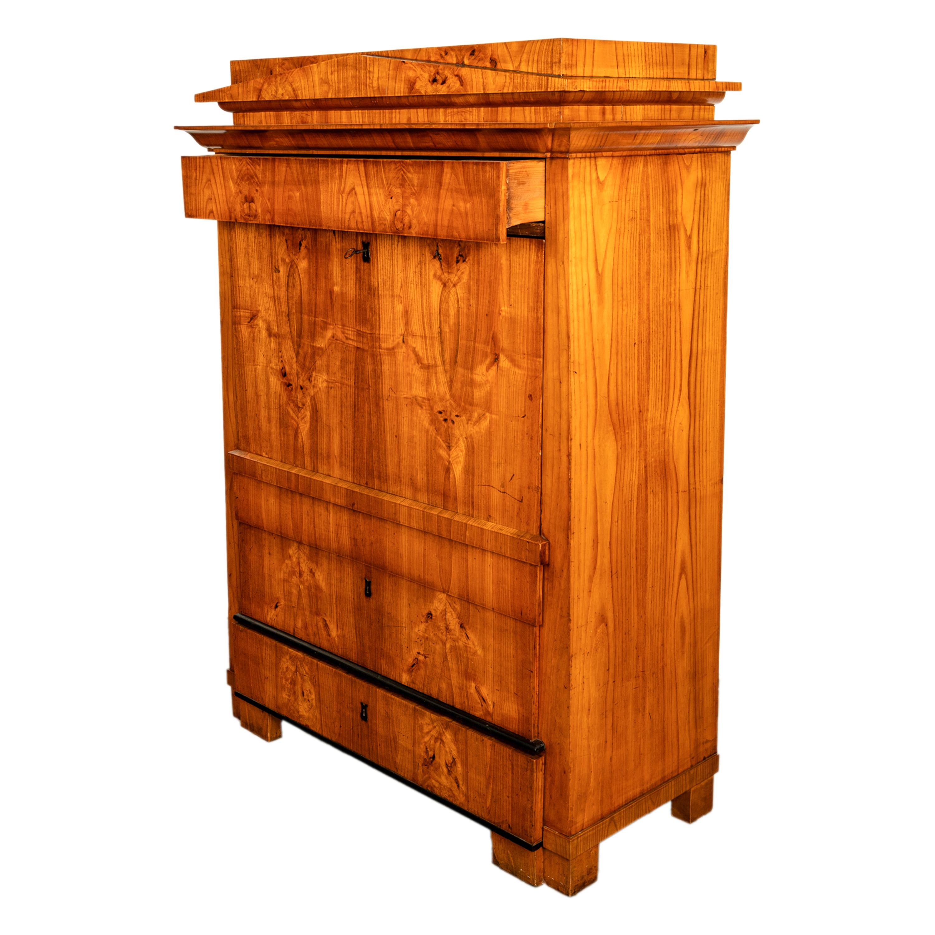 Antike Biedermeier-Schreibtisch-Sekretär-Kommode aus goldener Esche und Ebenholz Schweden 1820 im Zustand „Gut“ in Portland, OR
