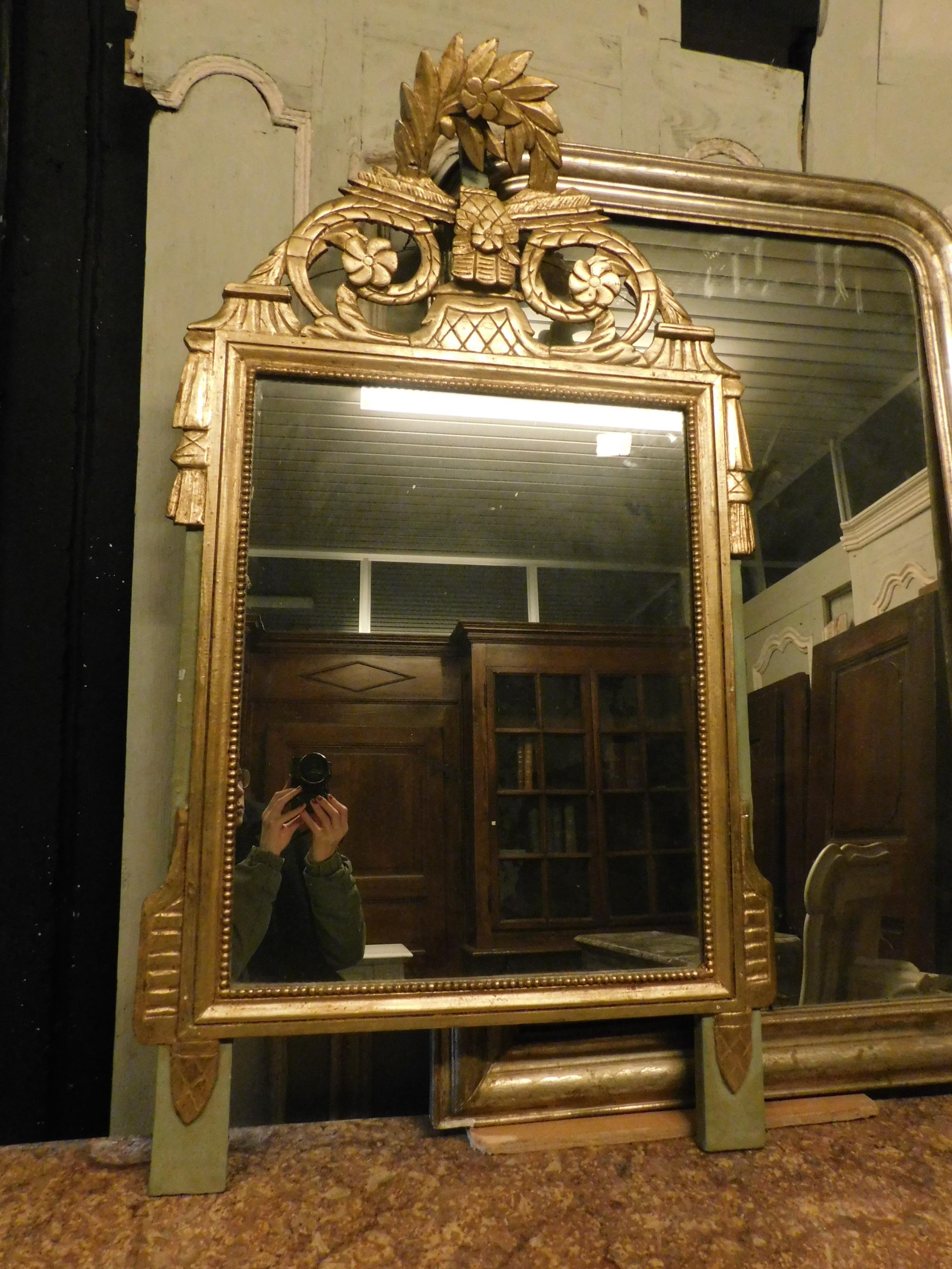 Gilt Antique Golden Mirror Wood, Floral Carved Decorations, 1800, Italy