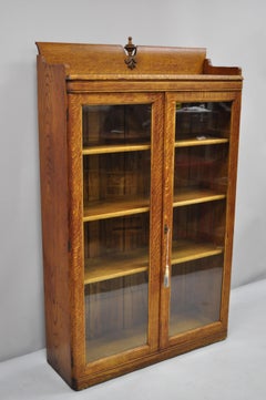 Antique Golden Oak Victorian Glass 2-Door Bookcase Chine Cabinet