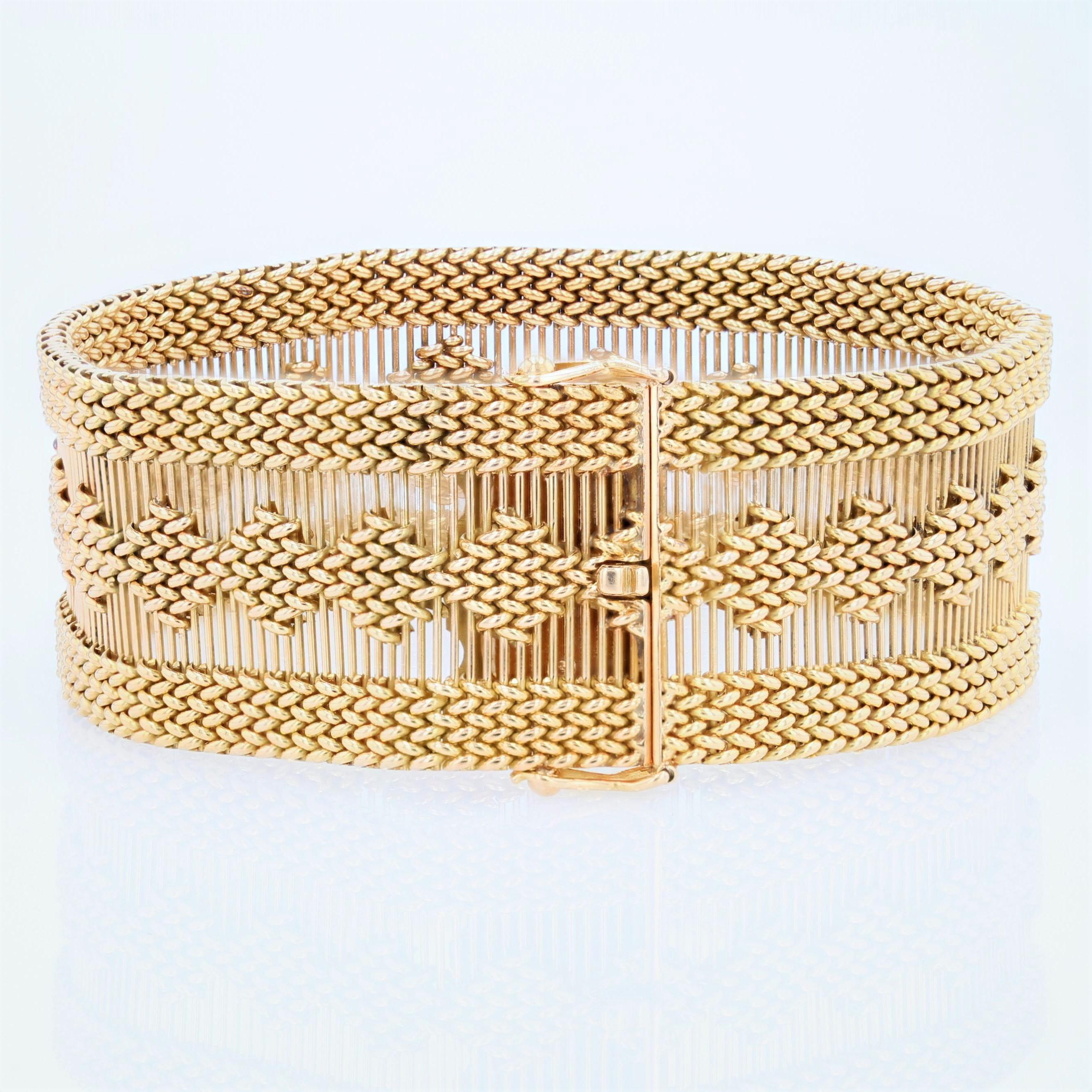 1960s Retro 18 Karat Yellow Gold Woven Bracelet For Sale 4