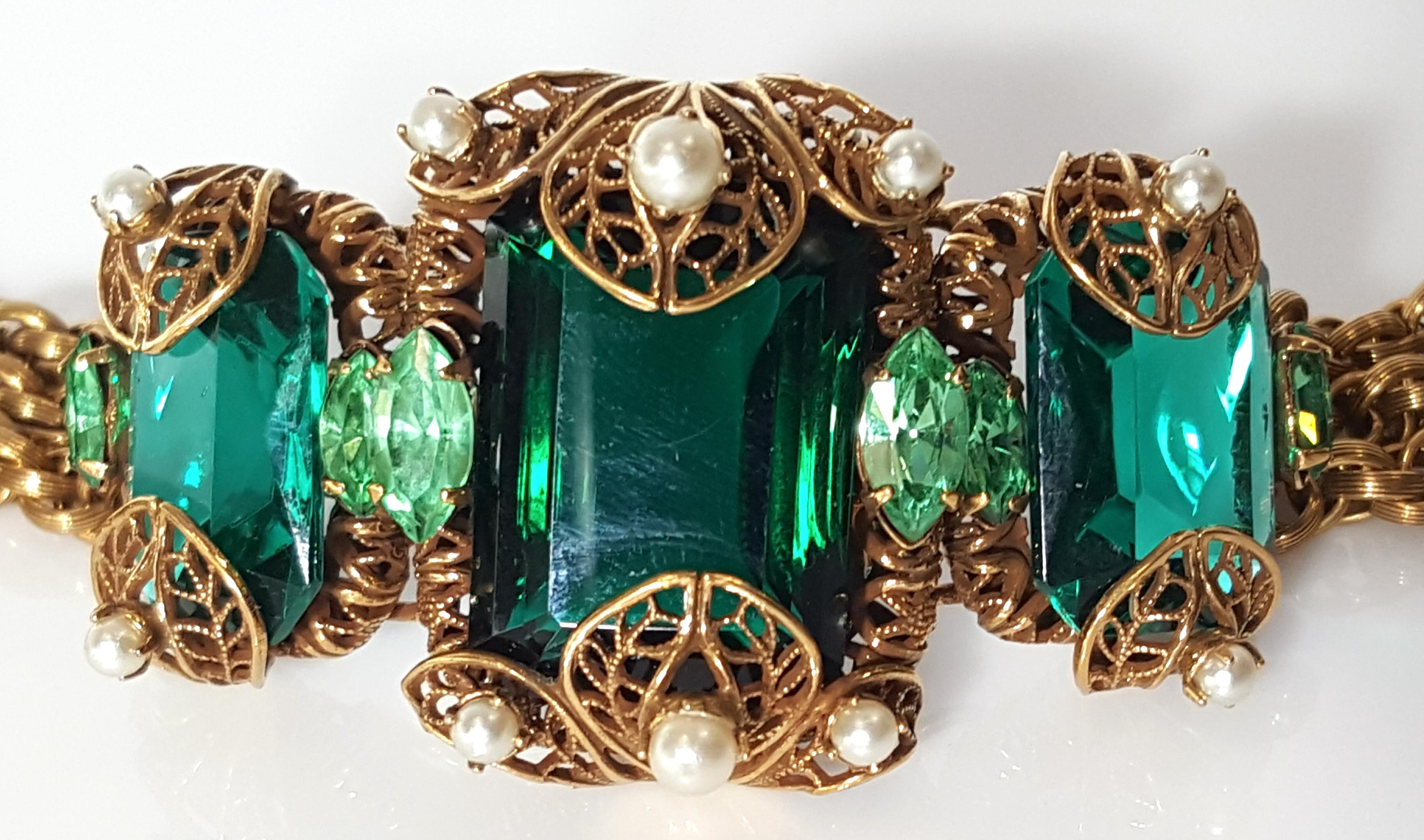 Women's Antique GiltSilverFiligree FauxEmeraldChrysoberylPearl Gold Link&Chain Bracelet For Sale