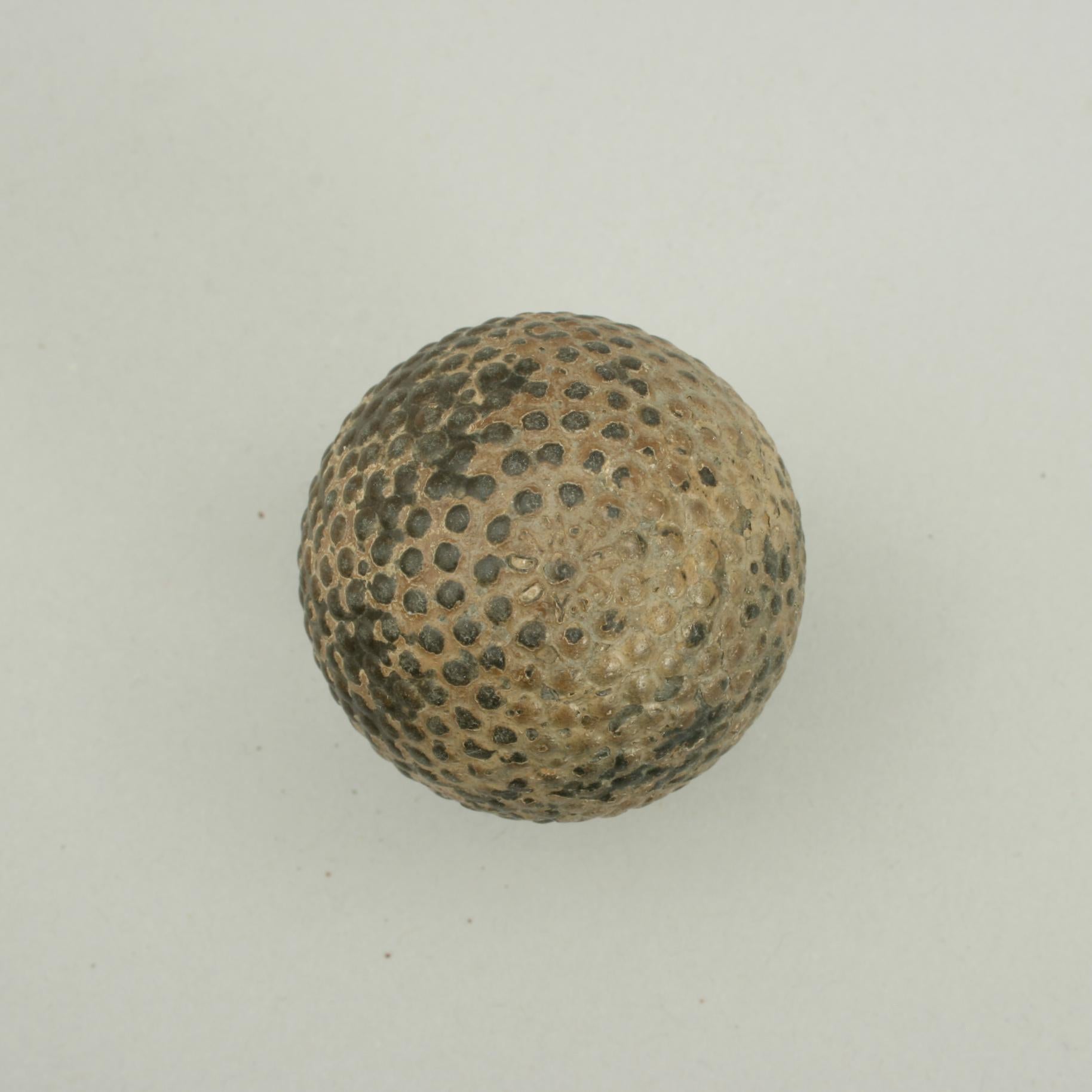 Antique Golf Ball, Bramble Design, The Kiddy In Good Condition In Oxfordshire, GB