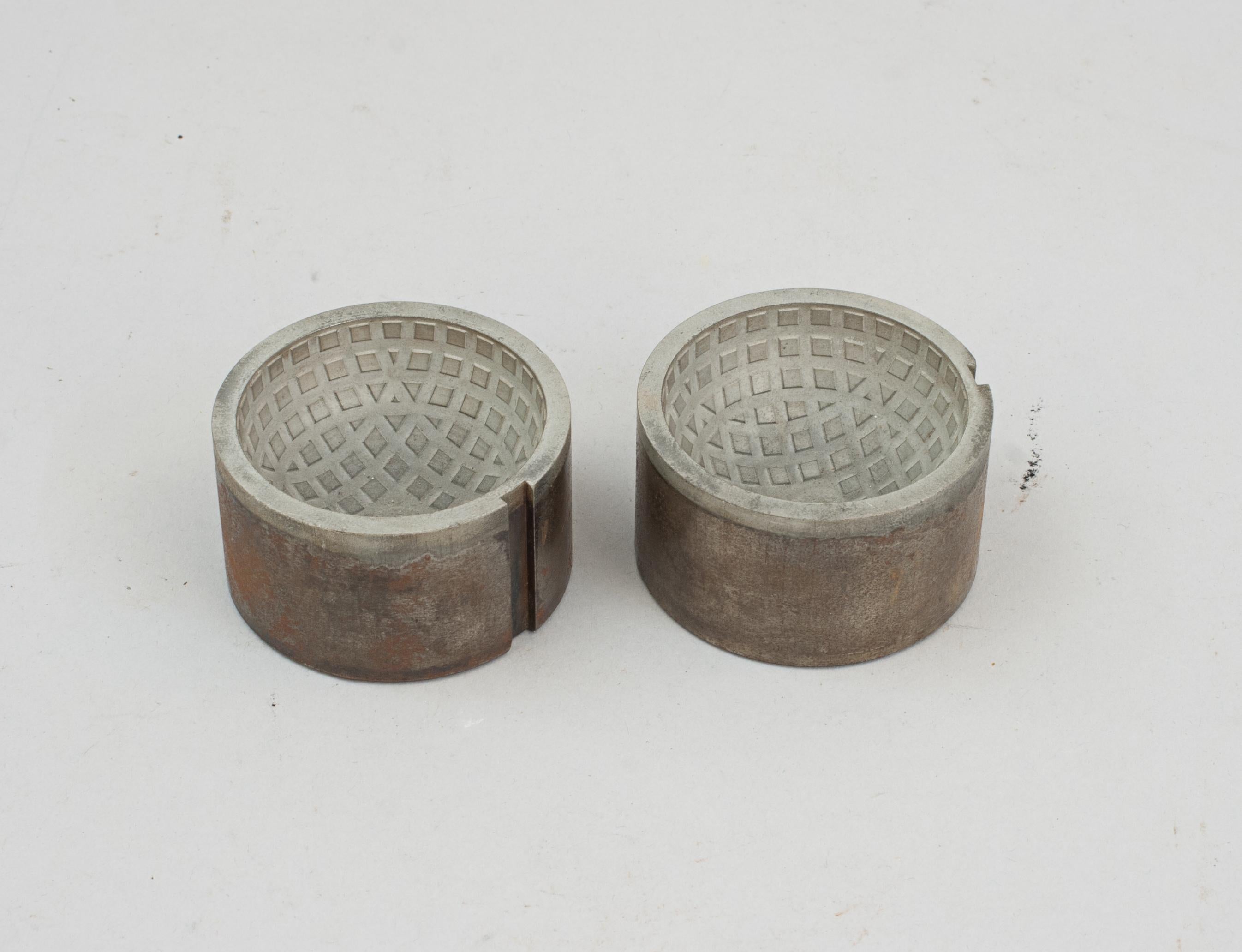 Metal Antique Golf Ball Mould, Square Mesh Pattern. For Sale