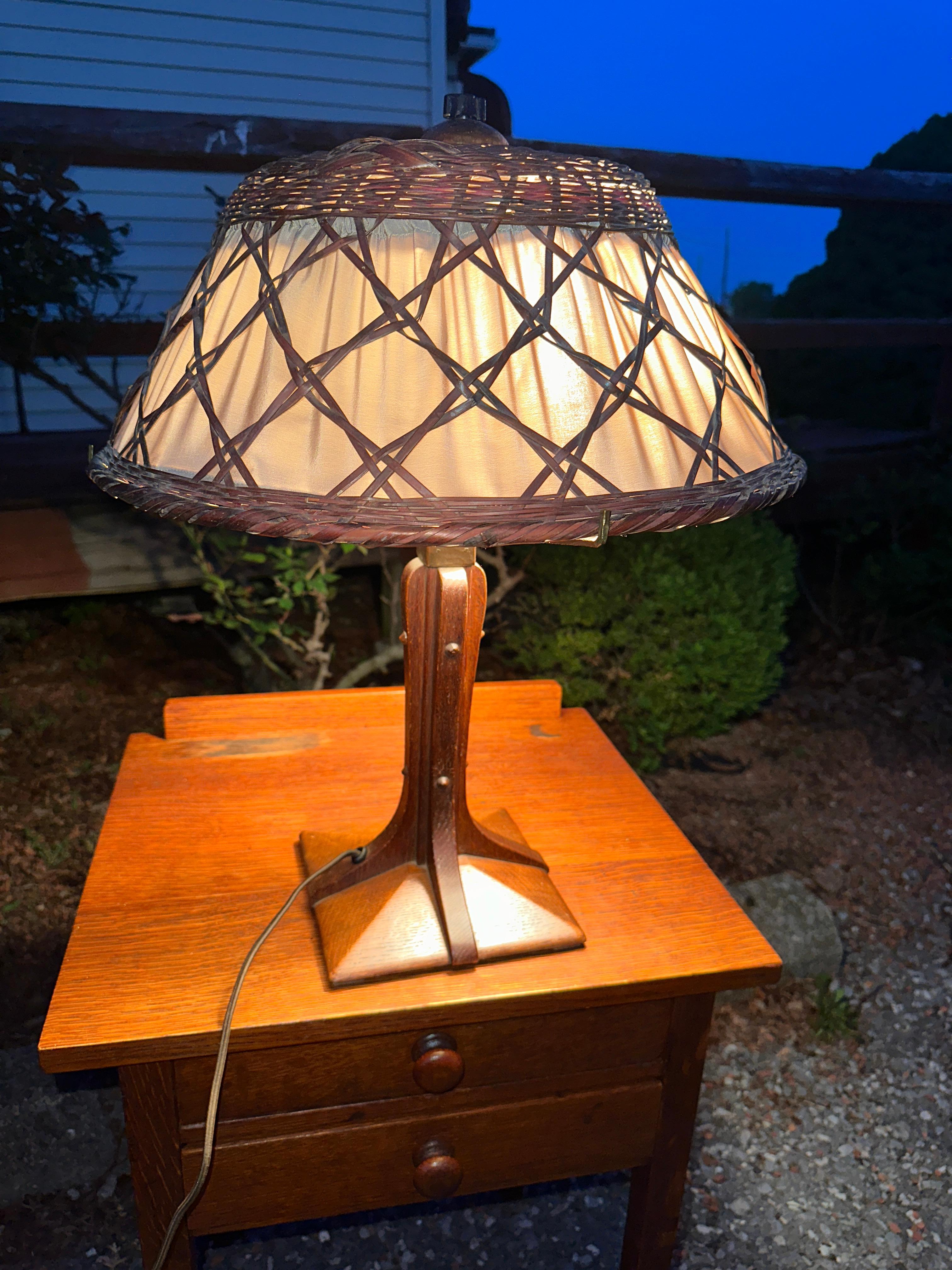 Lampe de table Gustav Stickley ancienne - W7887 en vente 3
