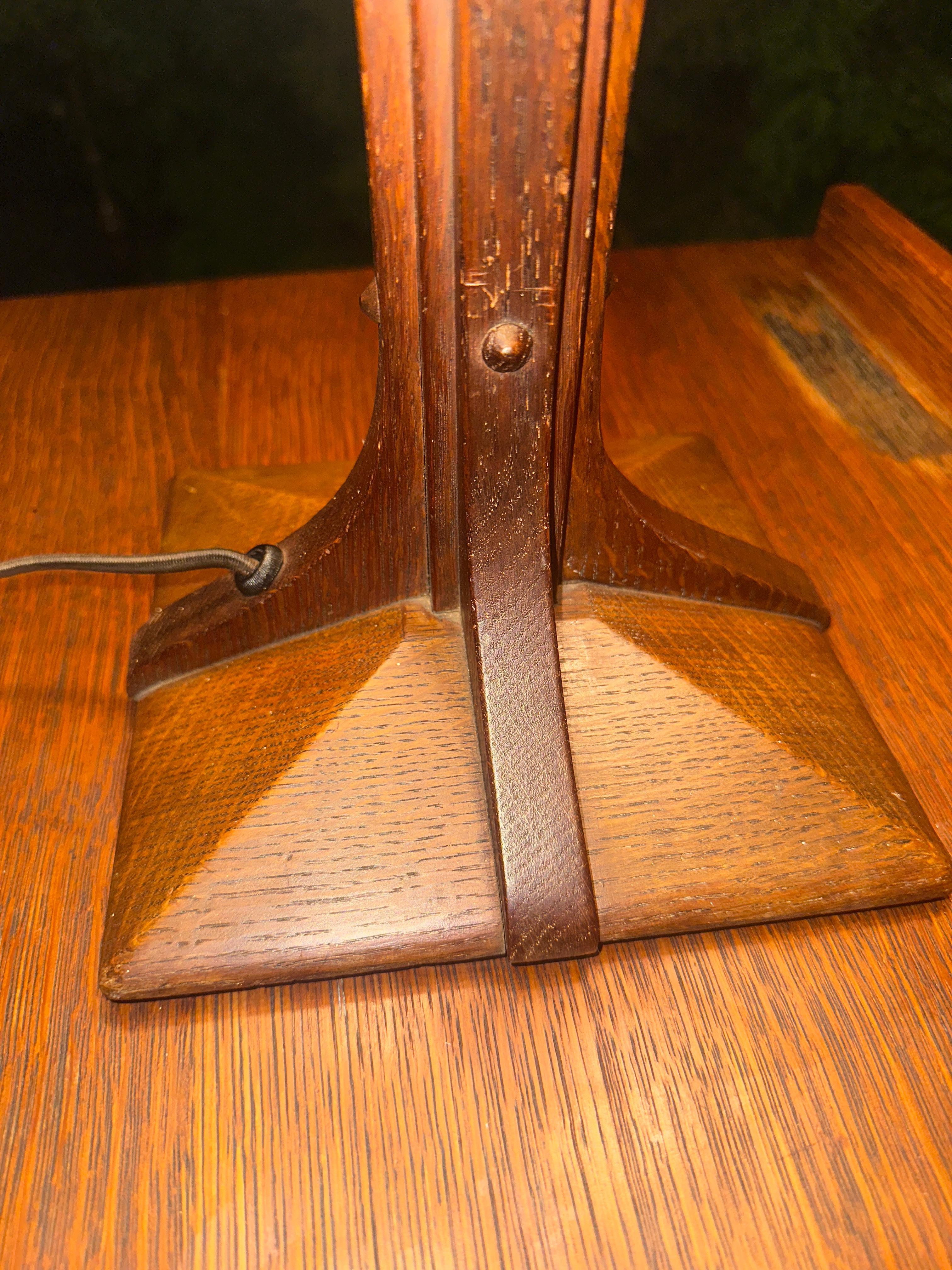20ième siècle Lampe de table Gustav Stickley ancienne - W7887 en vente