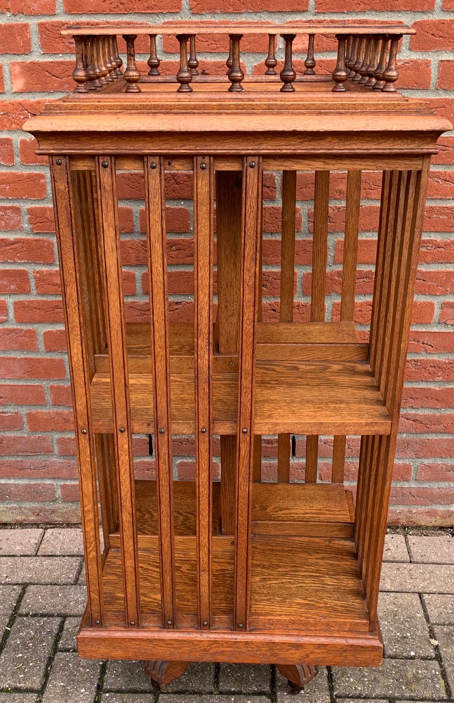 Antique & Good Size Early 1900s Tiger Oak Revolving Bookcase on Original Wheels For Sale 7