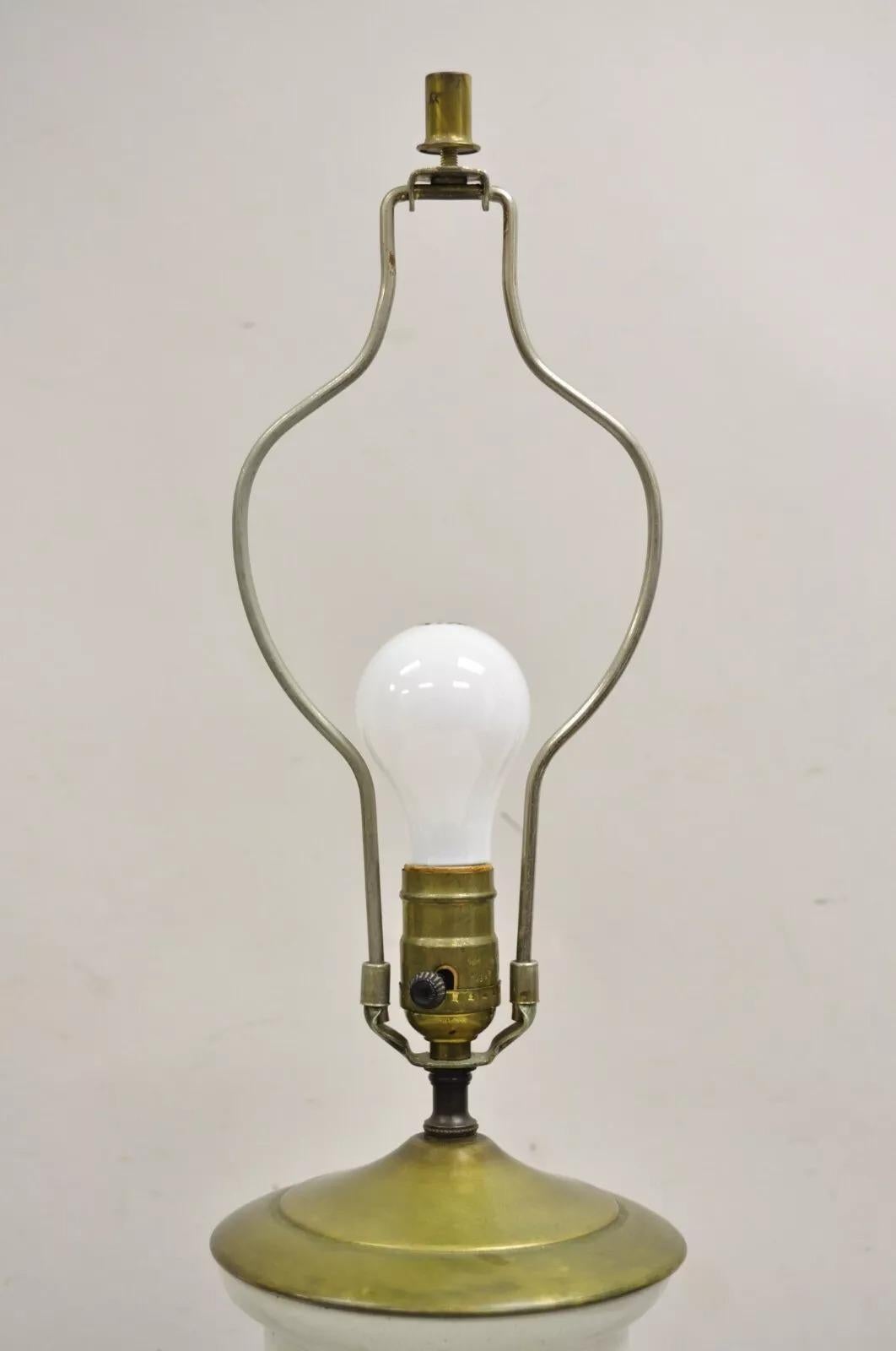 Antike Gordley & Hayes Salzglasierte Steingut- Zitronenschalen-Tischlampe, Zitronenform, Gordley & Hayes (19. Jahrhundert) im Angebot