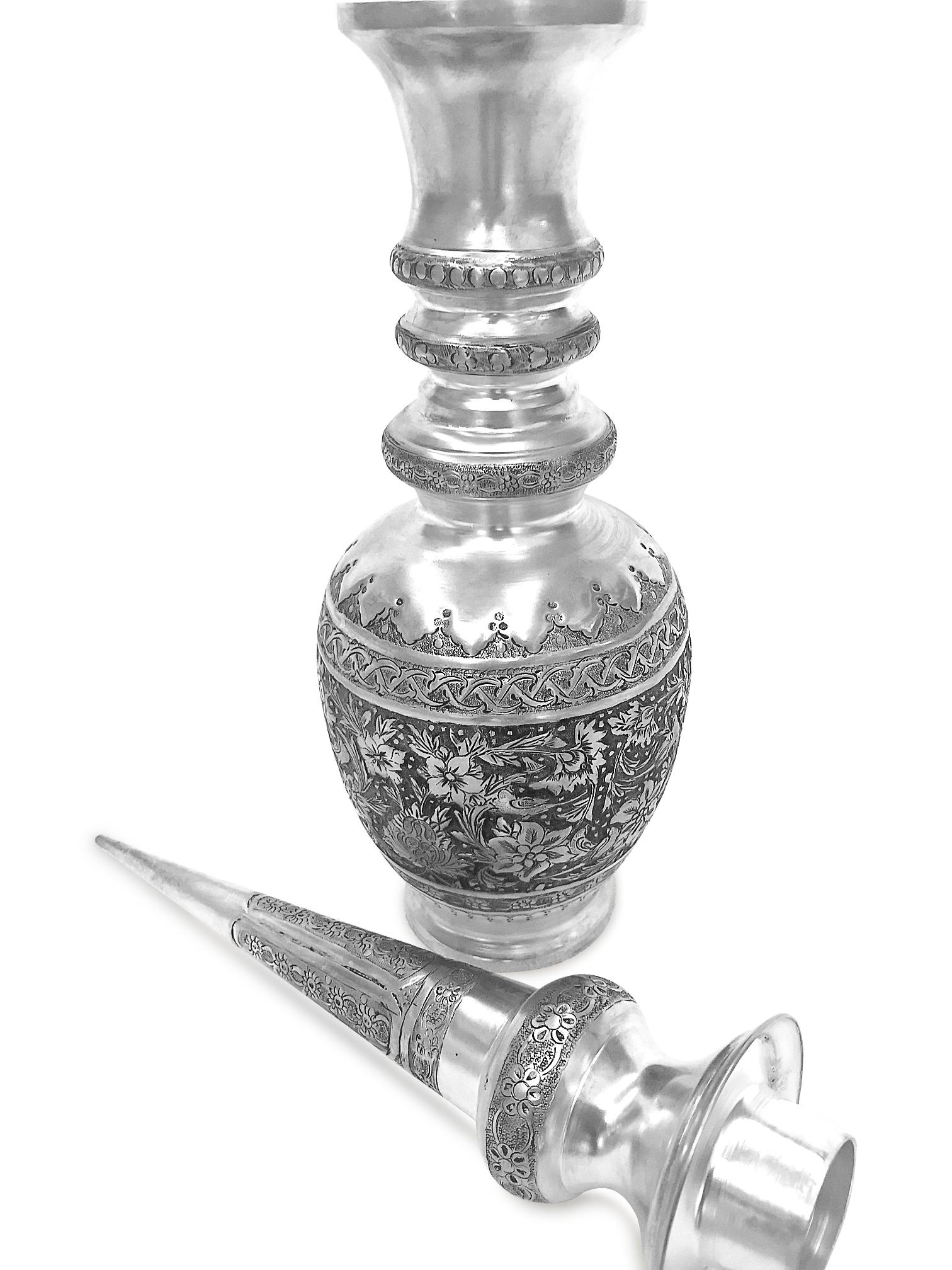Antique Gorgeous Pair of Wine Jar Persian Silver Handmade In Good Condition For Sale In Jackson Heights, NY