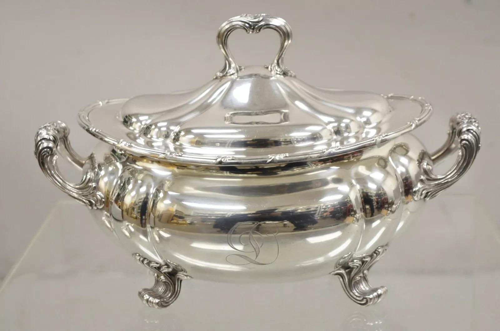 Antiguo Gorham 01121, 1904, Sopera Victoriana de 6 Pintas con Tapa Plateada. La pieza lleva el monograma 