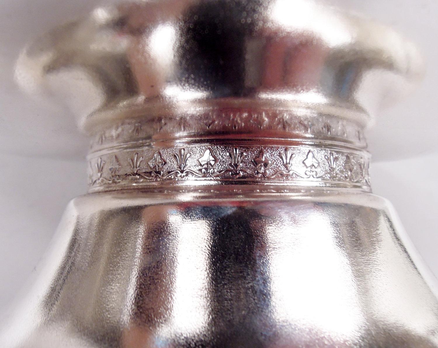 Panier à nénuphar en argent sterling antique Gorham Aesthetic de 1874 en vente 3