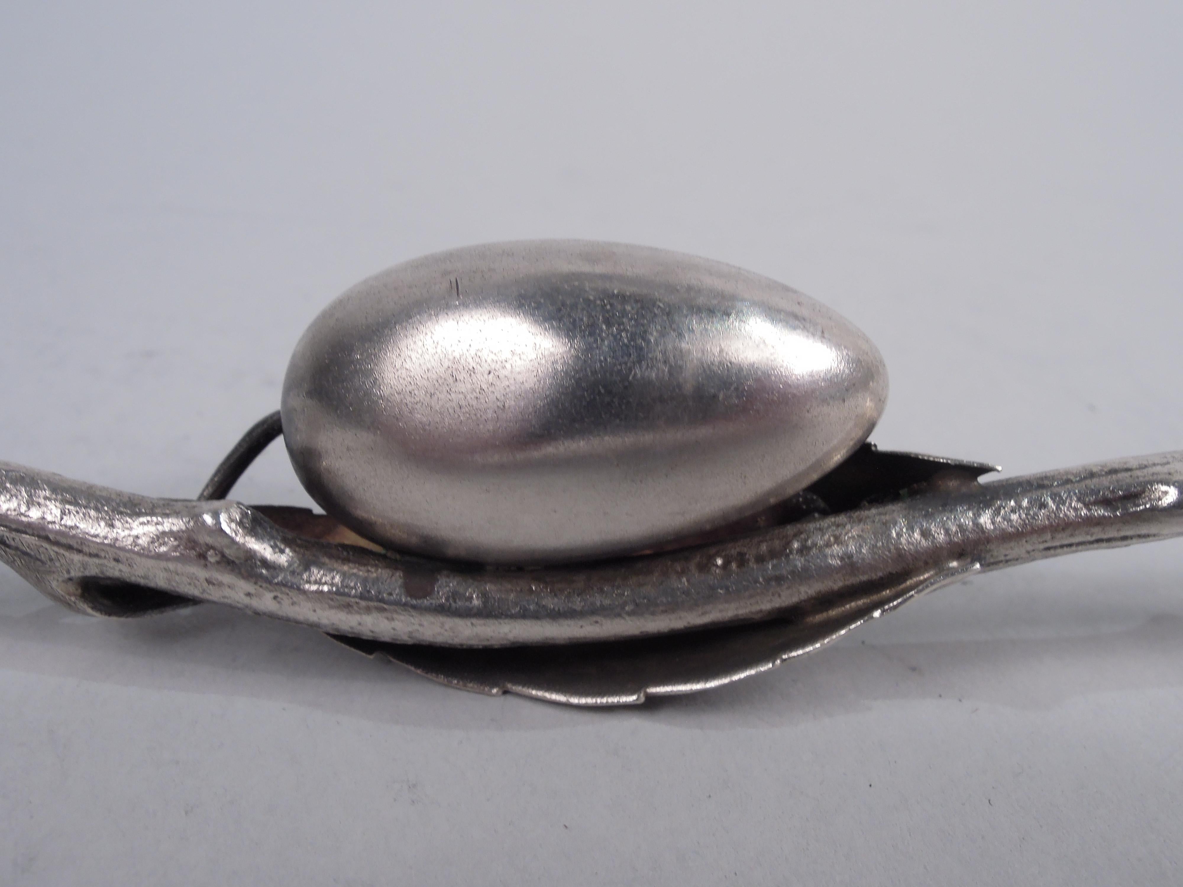 Antique Gorham Aesthetic Sterling Silver Olive Spoon with Pick In Good Condition For Sale In New York, NY