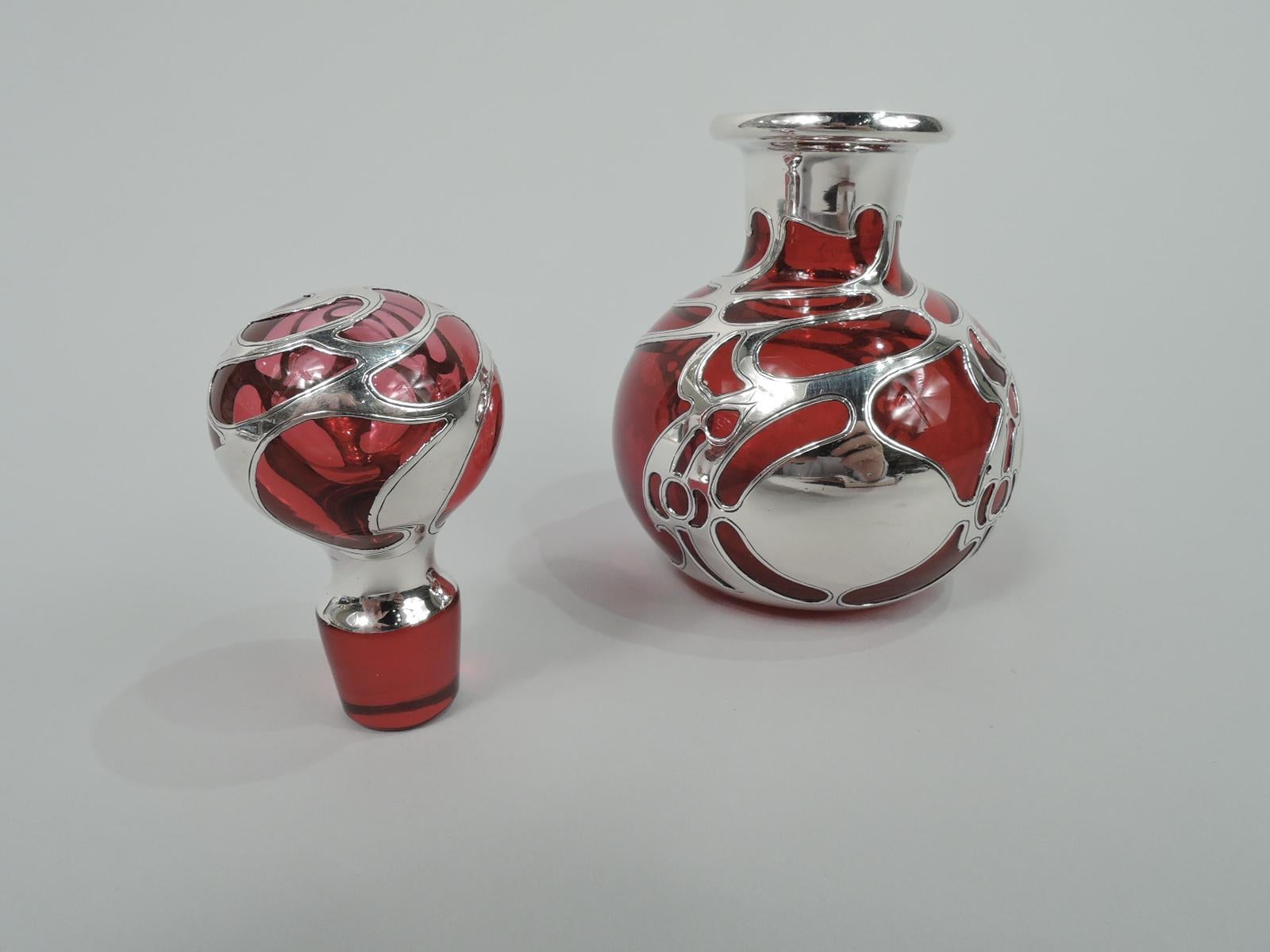 Art nouveau Antique parfum Art Nouveau Gorham rouge recouvert d'argent incrusté en vente