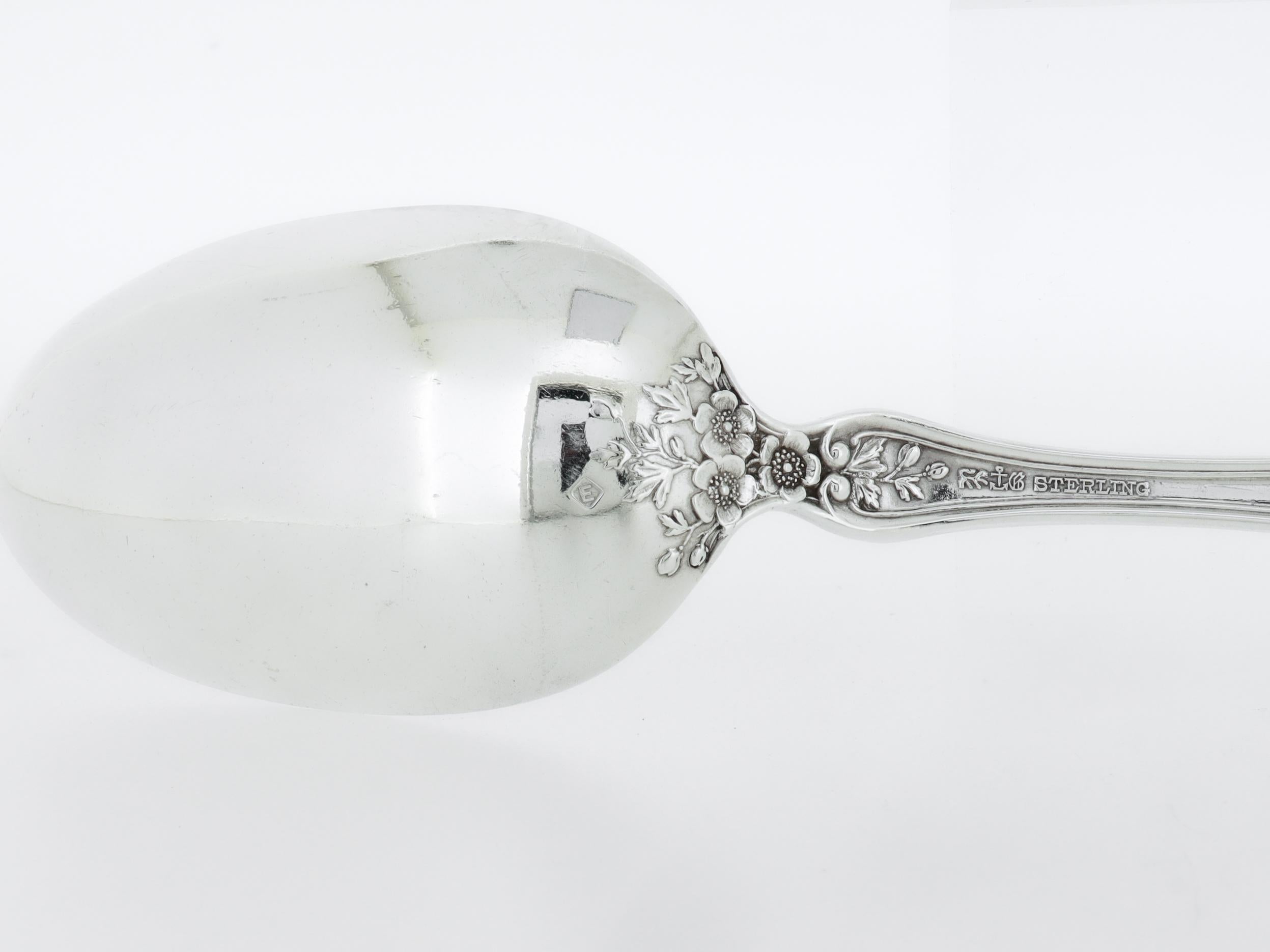 Antique Gorham Buttercup Sterling Silver 6 7/8 in. Tablespoon For Sale 6