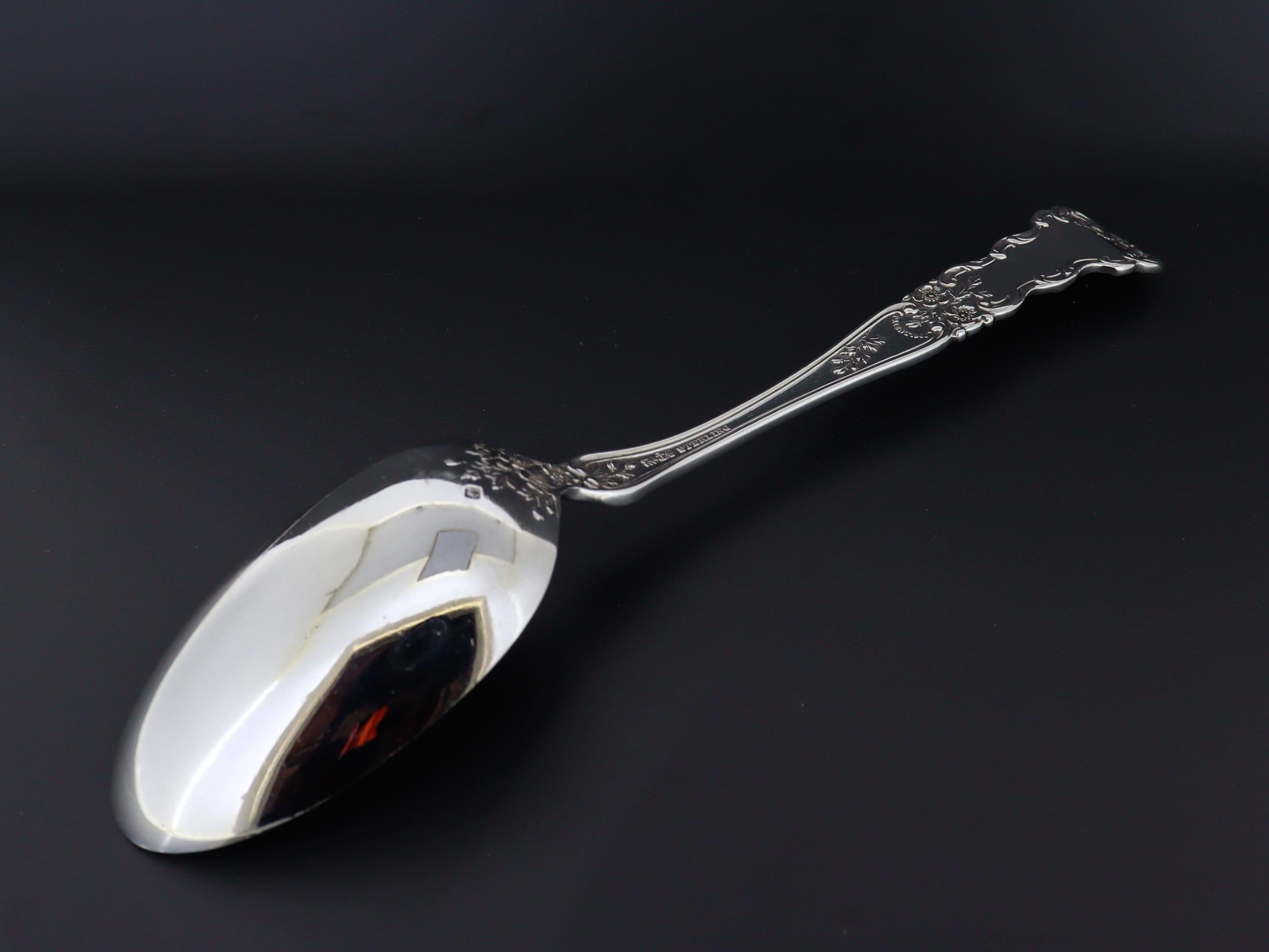 American Antique Gorham Buttercup Sterling Silver 6 7/8 in. Tablespoon For Sale