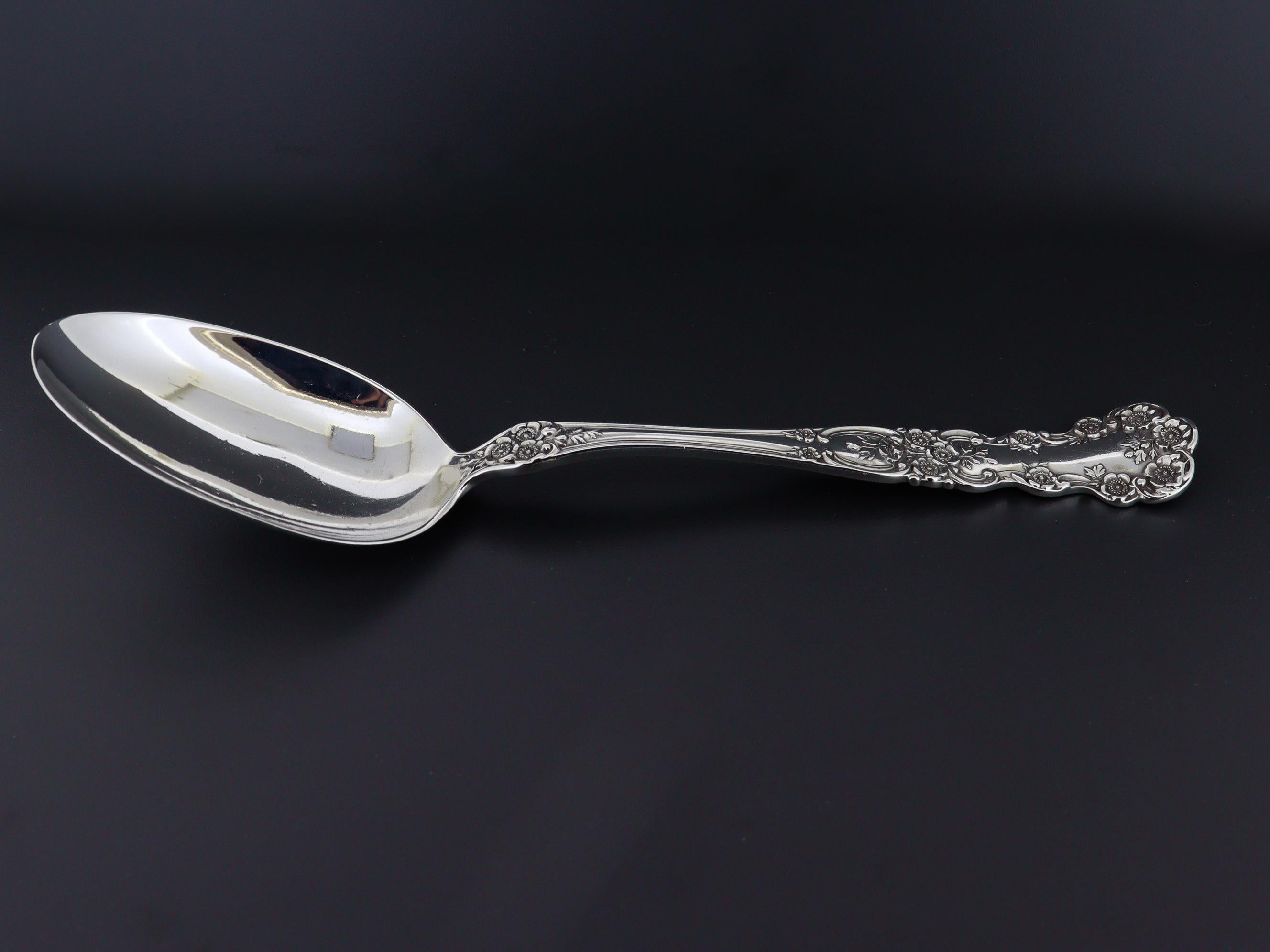 Antique Gorham Buttercup Sterling Silver 6 7/8 in. Tablespoon In Good Condition For Sale In Philadelphia, PA
