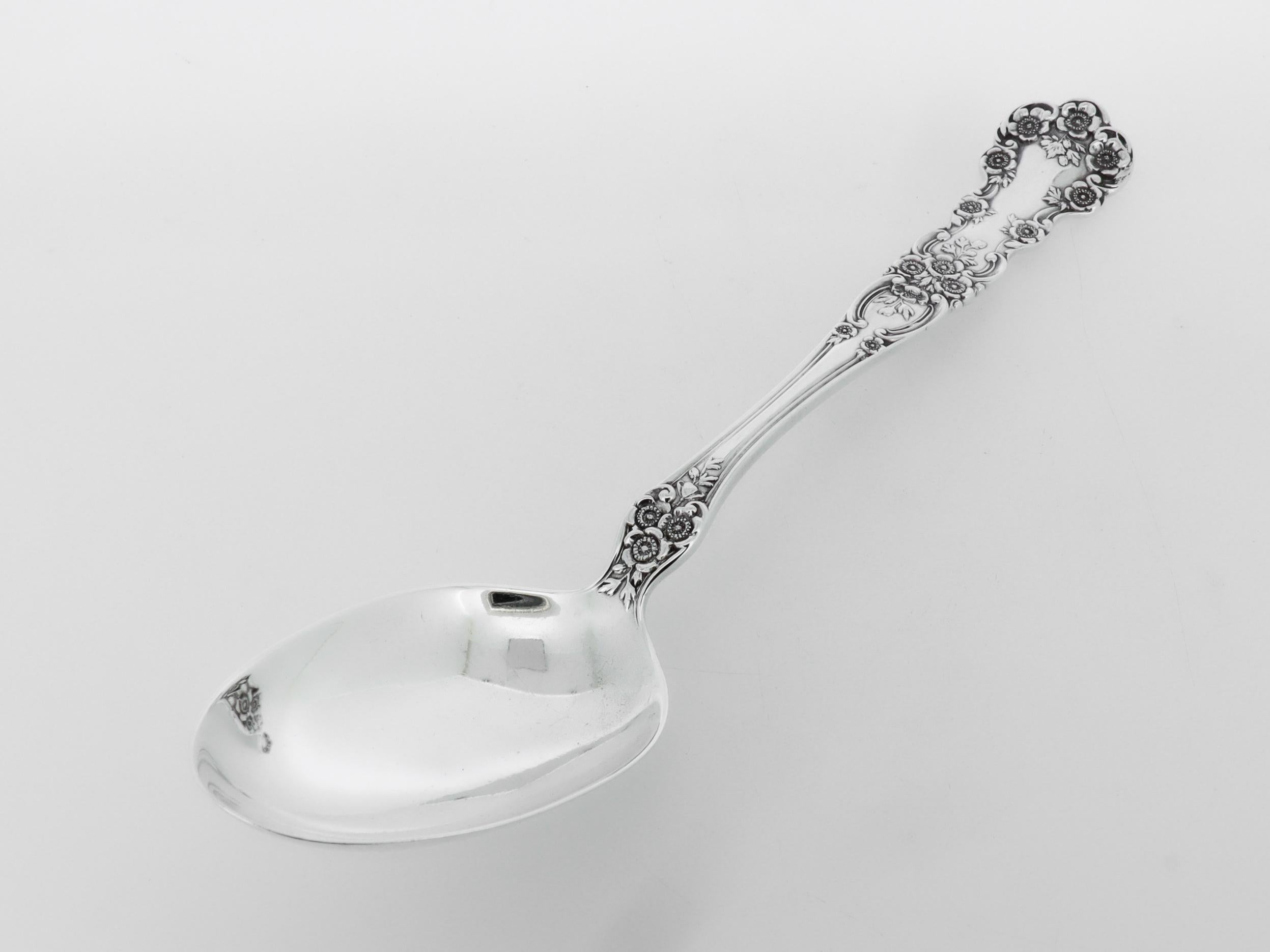 20th Century Antique Gorham Buttercup Sterling Silver 6 7/8 in. Tablespoon For Sale