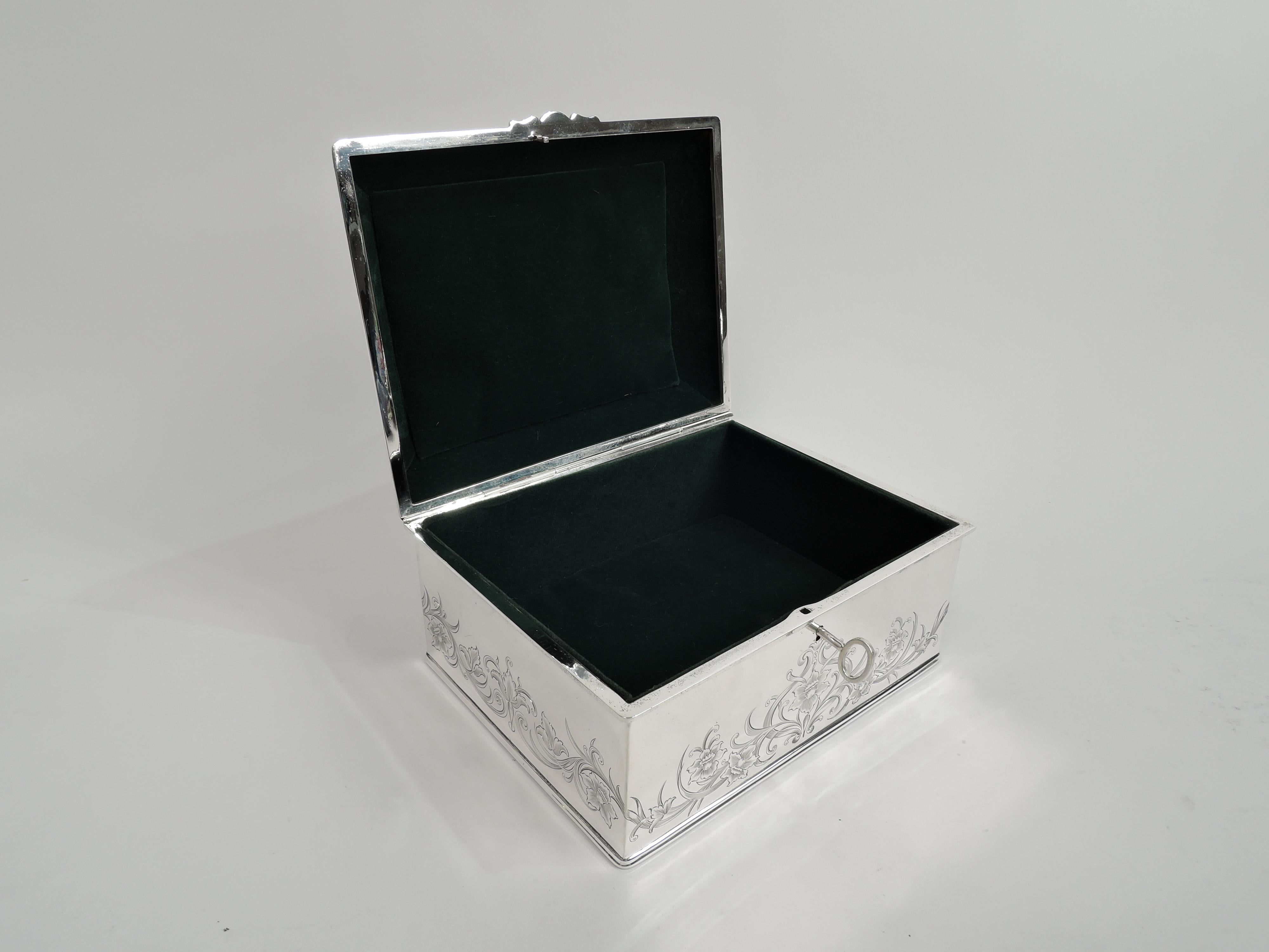 Antique Gorham Edwardian Art Nouveau Keepsake Jewelry Box In Excellent Condition In New York, NY