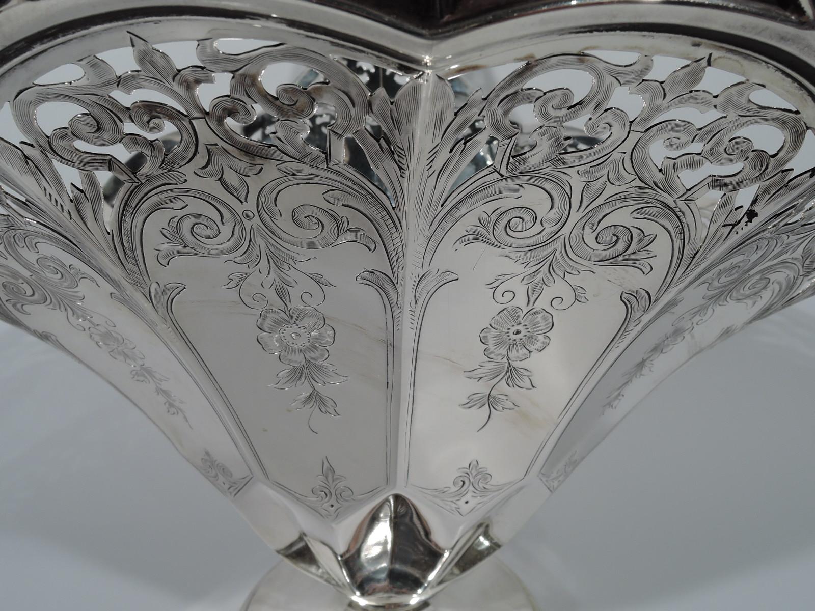 Antique Gorham Edwardian Art Nouveau Sterling Silver Basket In Excellent Condition In New York, NY