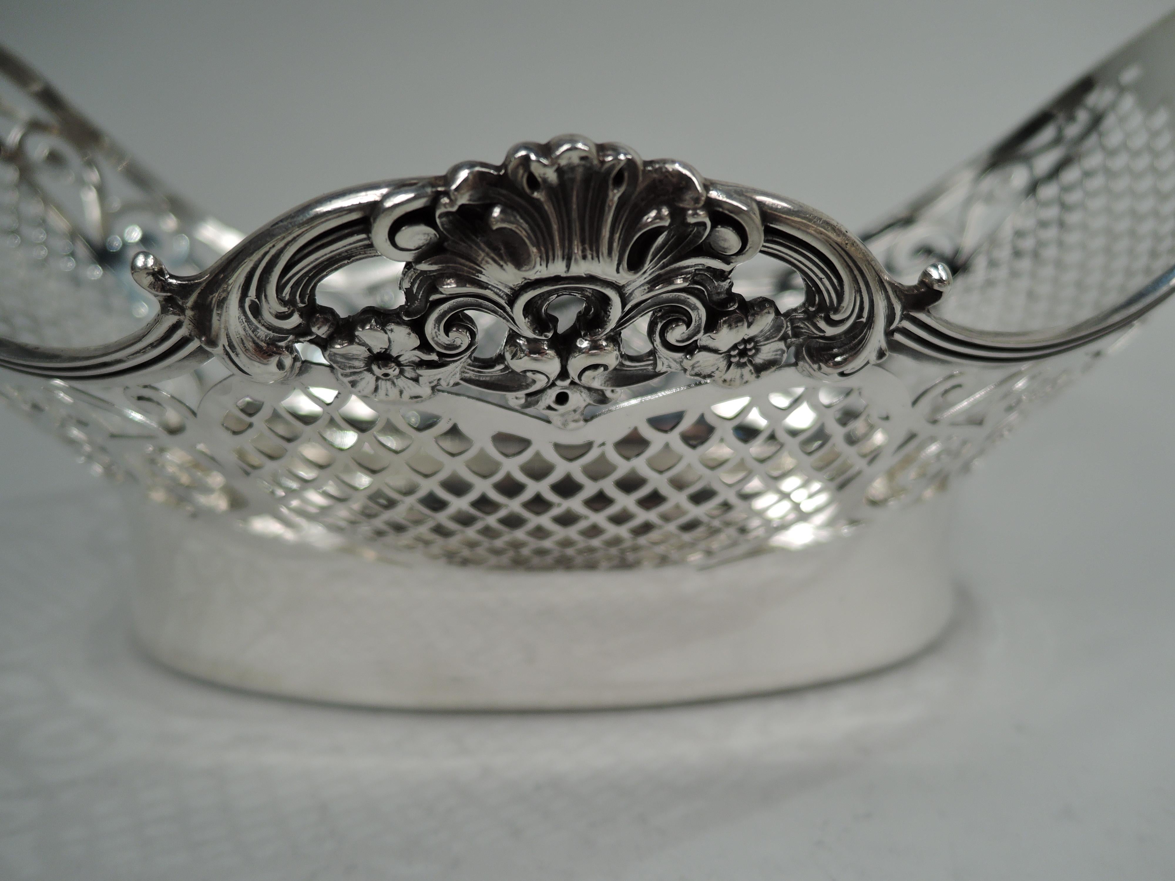 Early 20th Century Antique Gorham Edwardian Classical Sterling Silver Pierced Bowl For Sale