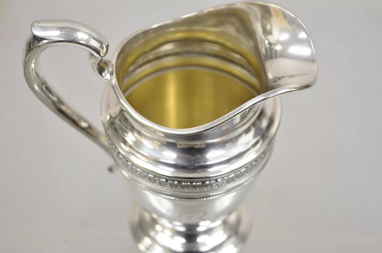 Antike Gorham Englisch Edwardian Small Silver Plated Chased Creamer Pitcher (Versilberung) im Angebot