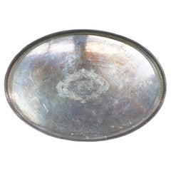 Plateau de coiffeuse ovale réticulé à pieds réticulés Y1080 en métal argenté Gorham antique