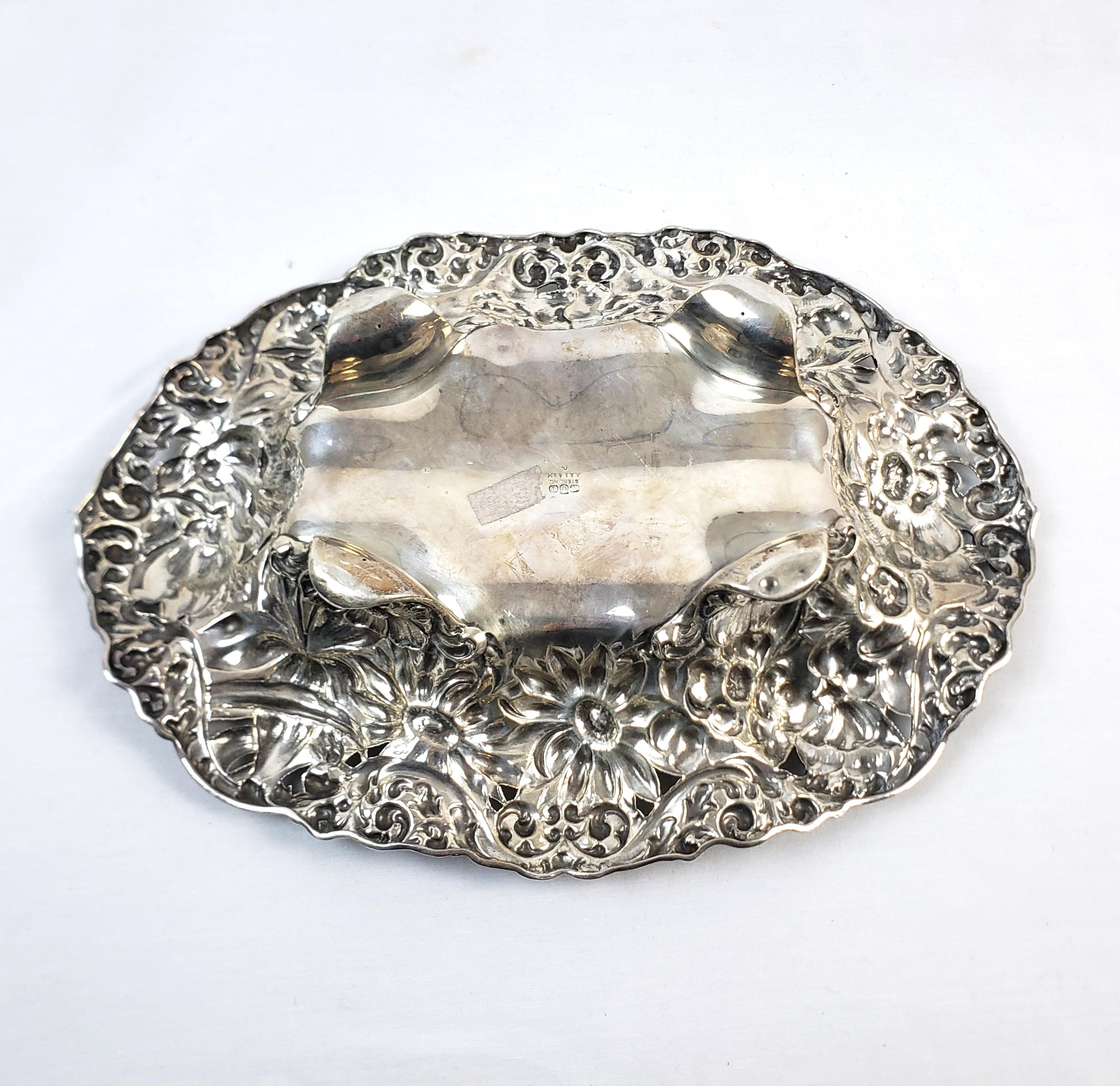 Antike Gorham-Schale aus Sterlingsilber mit verschnörkelter, ziselierter, geblümter Dekoration im Angebot 6