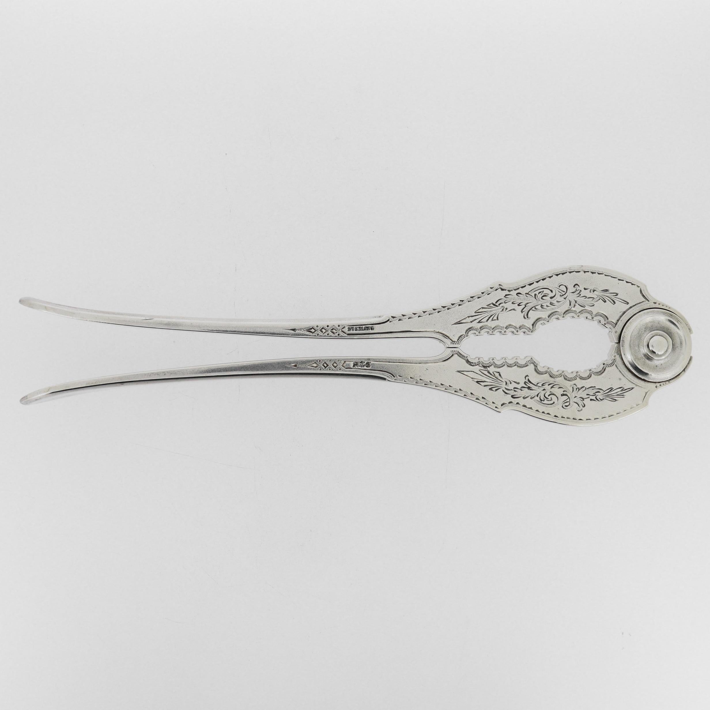 Antico The Gorham in argento Sterling Brite Cut Lobster Claw Cracker in vendita 1