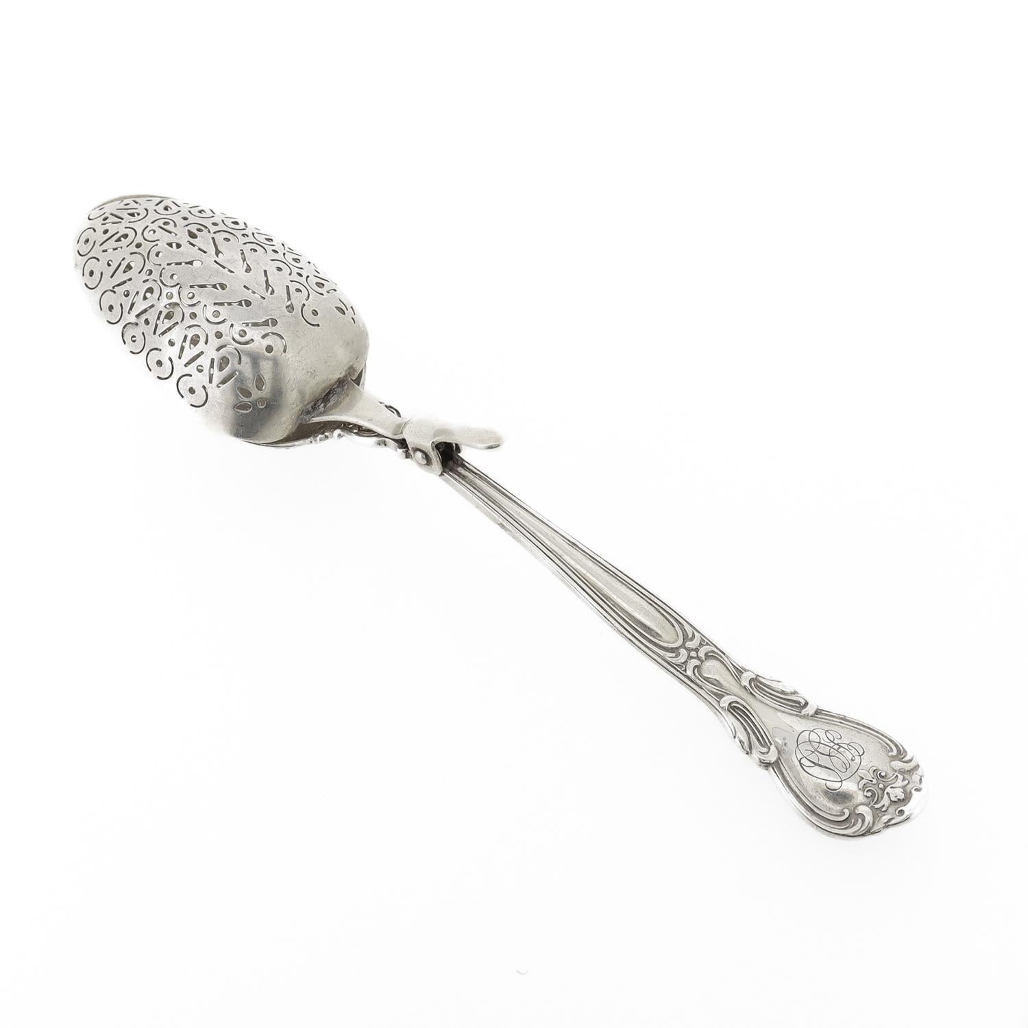 Antique Gorham Sterling Silver Chantilly Tea Infuser Spoon In Good Condition In Philadelphia, PA