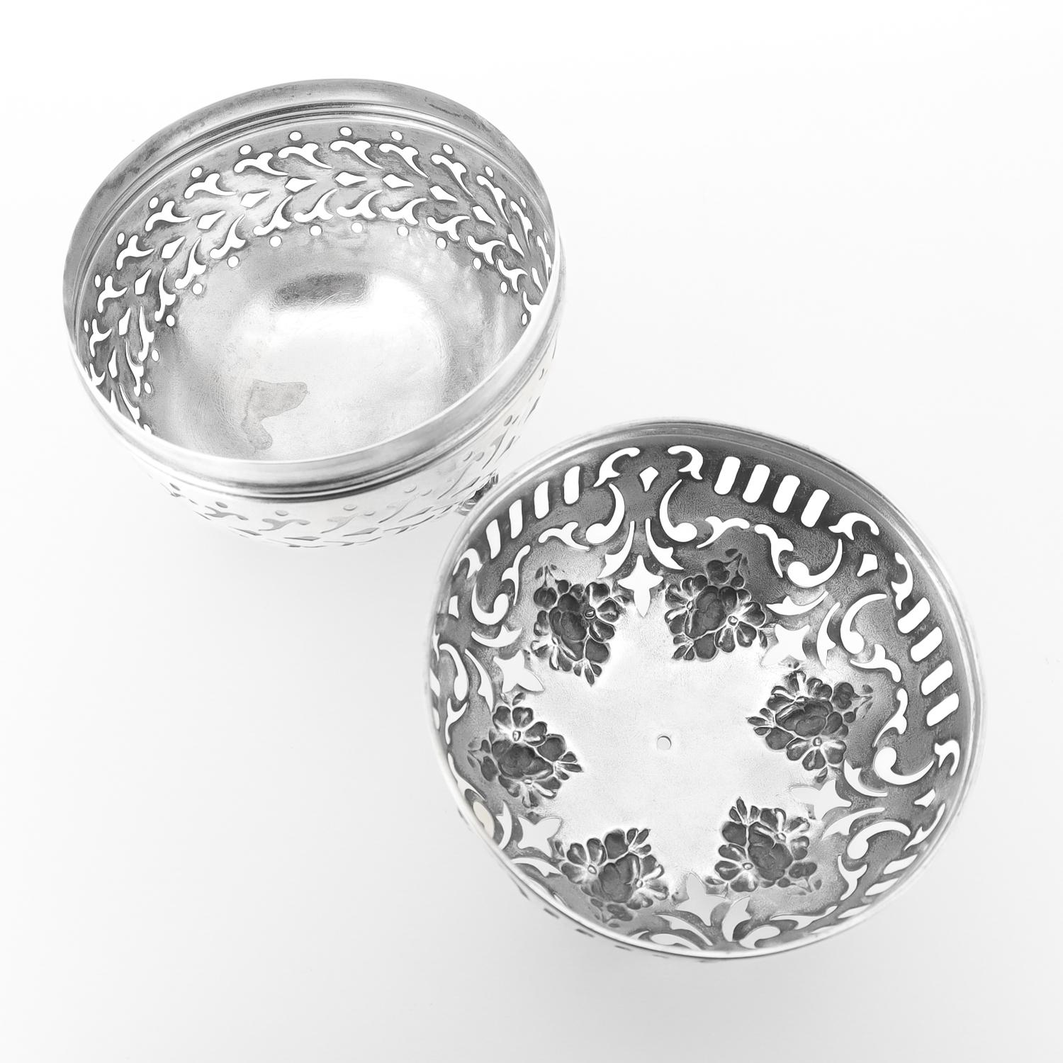 Portahilos o Cuerdas Reticulado Antiguo Gorham de Plata de Ley en venta 14