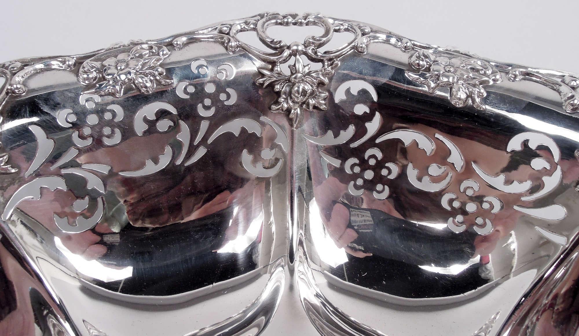 Victorien Antique Gorham Victorian Classical Sterling Silver Bowl, 1899