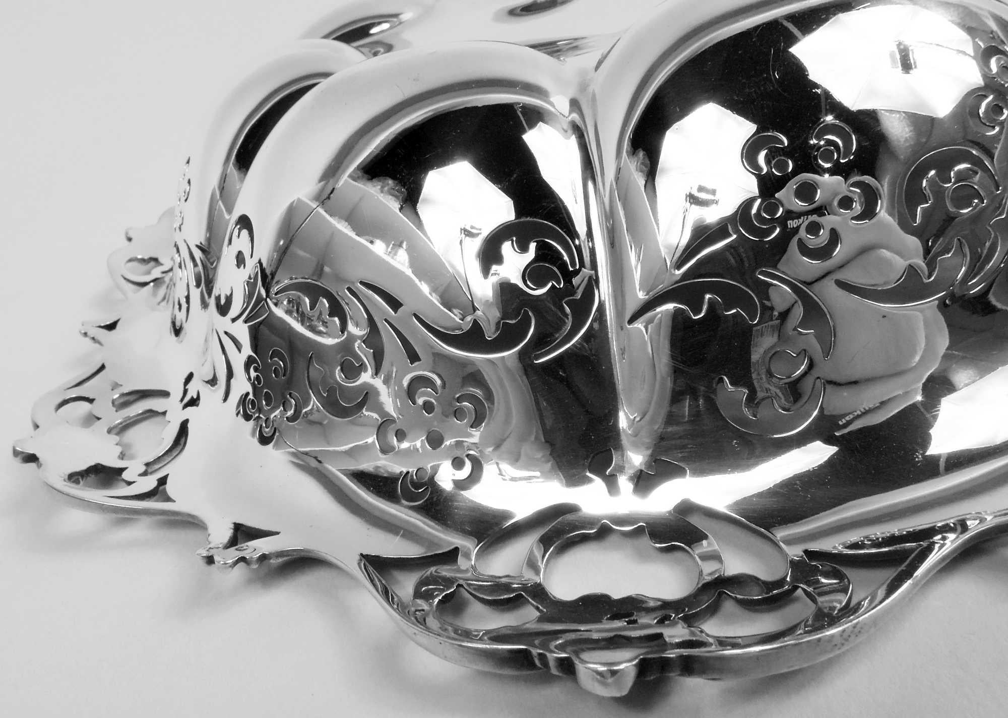 Antique Gorham Victorian Classical Sterling Silver Bowl, 1899 Bon état à New York, NY
