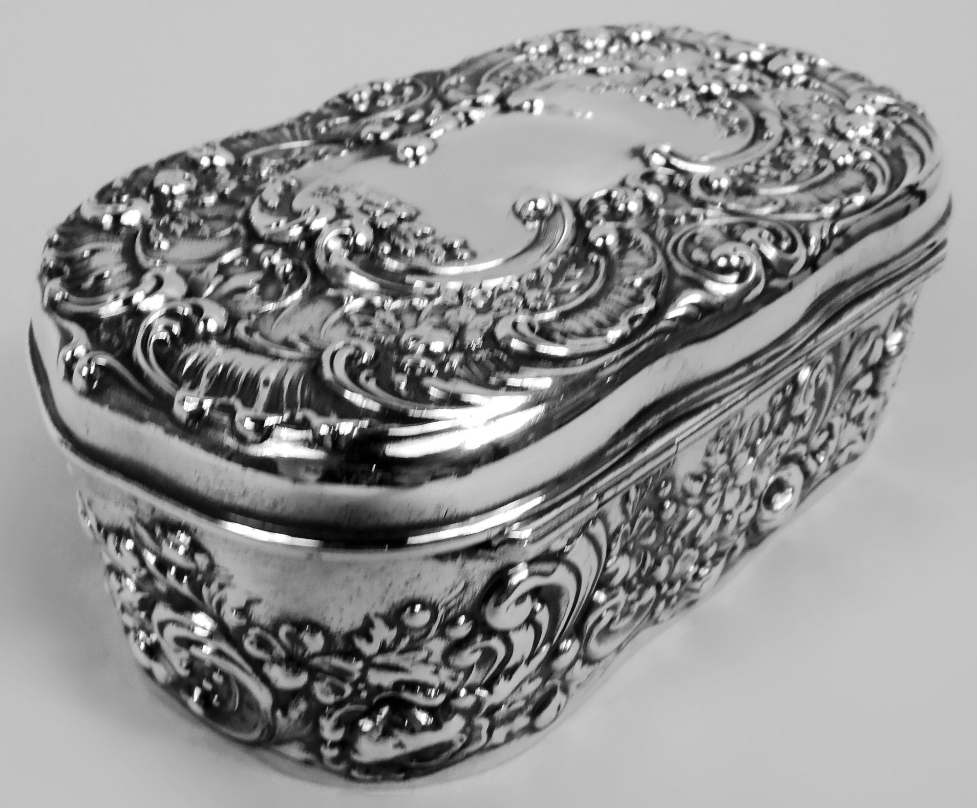 Antique Gorham Victorian Classical Sterling Silver Trinket Box For Sale 2