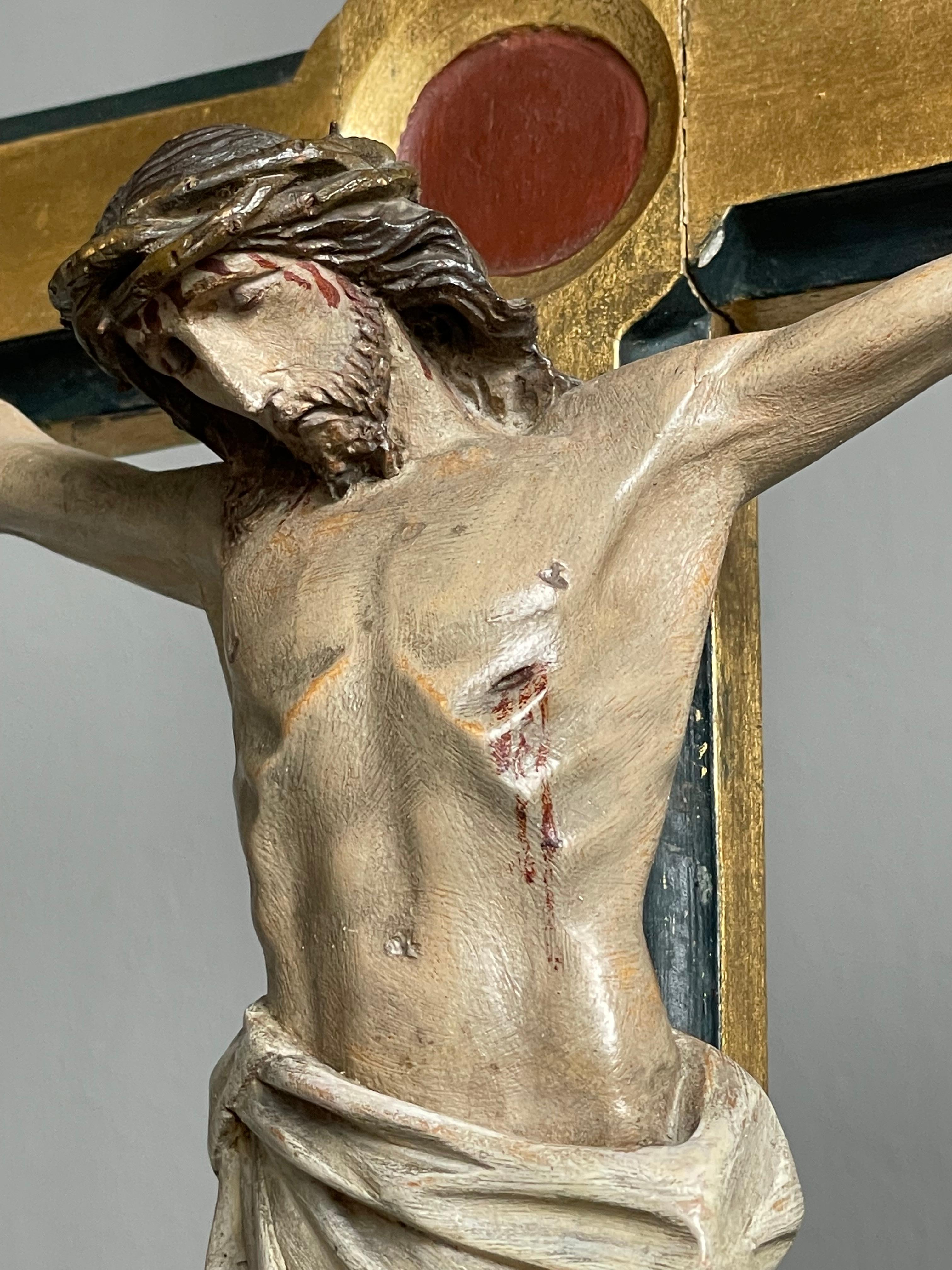 Antiker gotischer Altartisch Kruzifix mit handgeschnitztem, vergoldetem Kreuz und Corpus of Christ im Angebot 4