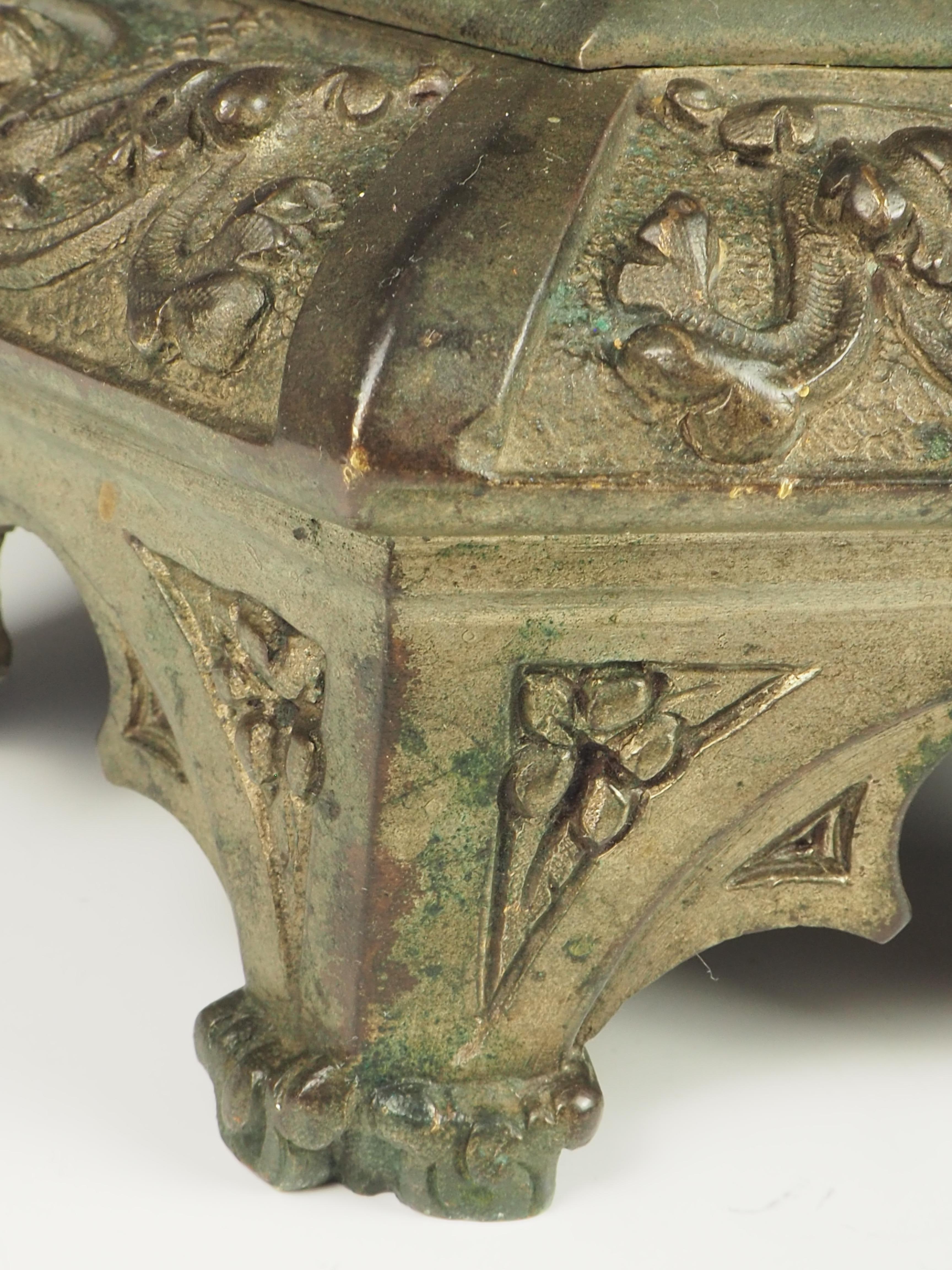 Antique Gothic Bronze Corinthian Column Table Lamp For Sale 7