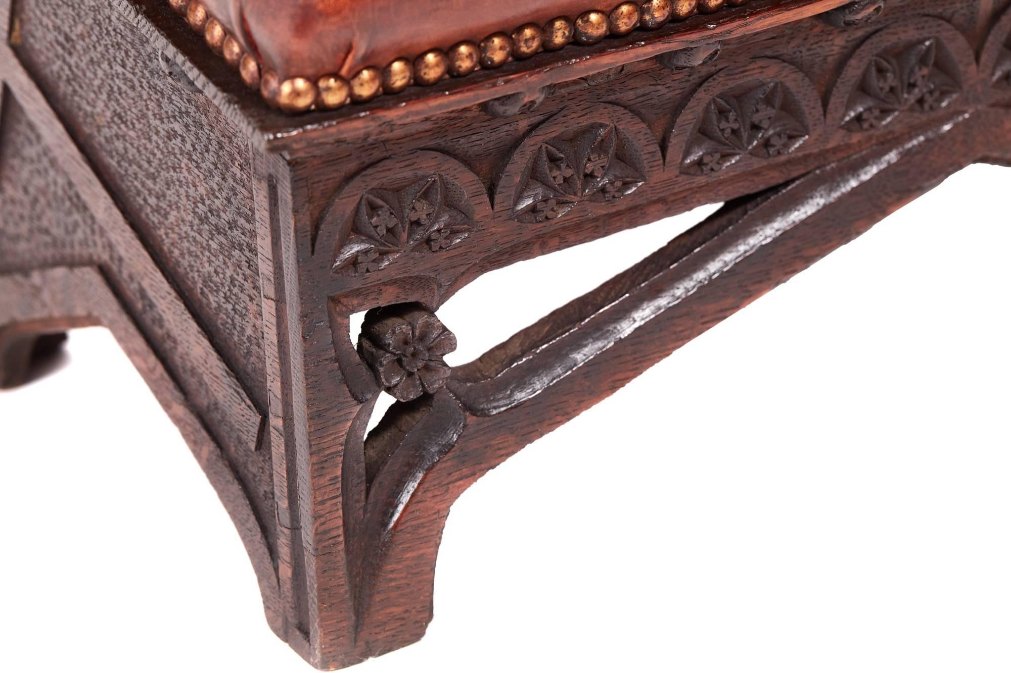 Antique Gothic Carved Oak Prayer Stool In Excellent Condition In Stutton, GB