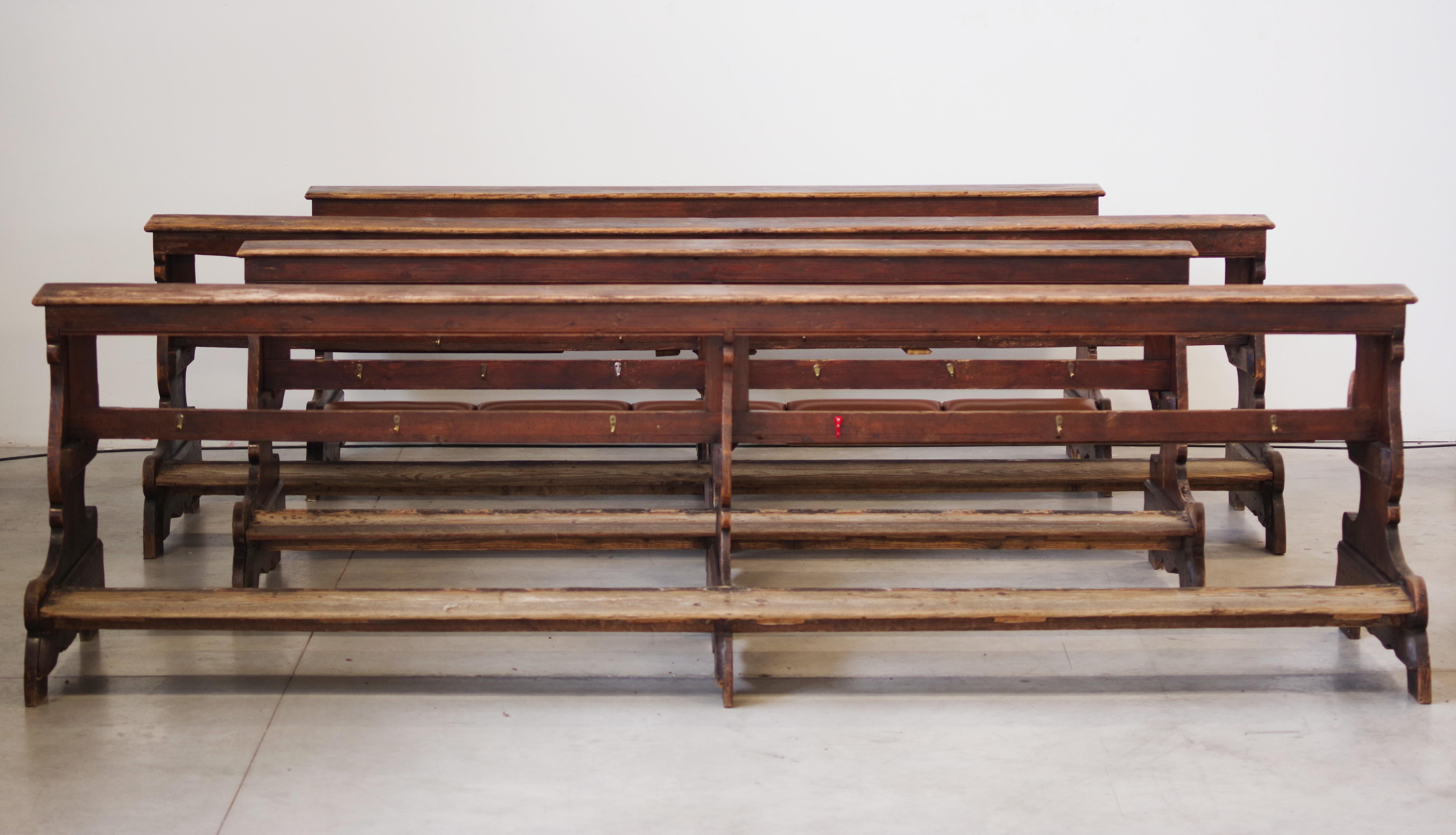 Antique Gothic Church Benches, Late 1800s - Set of 4 Pine Wood Pew Benches In Good Condition For Sale In Manzano, IT